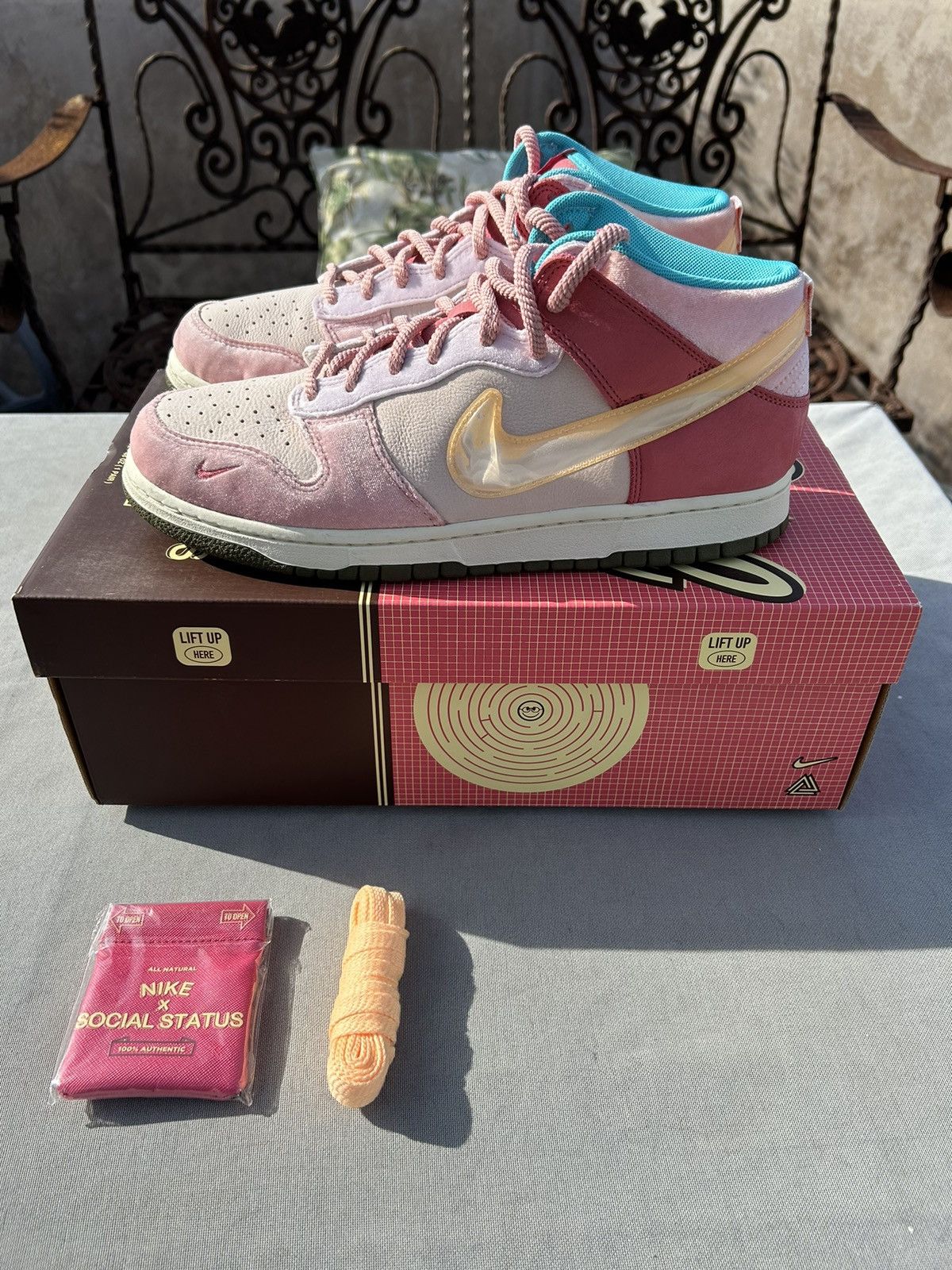social status nike strawberry milk