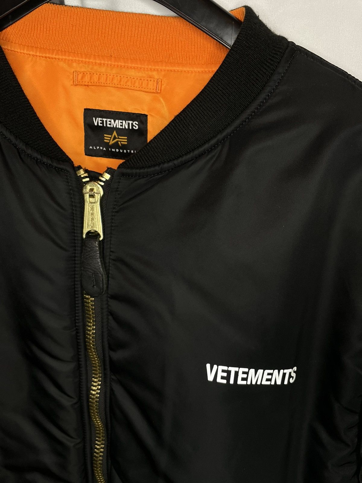 Alpha Industries × Vetements Vetements x Alpha Industries Reversible Bomber Jacket Size US M / EU 48-50 / 2 - 3 Thumbnail