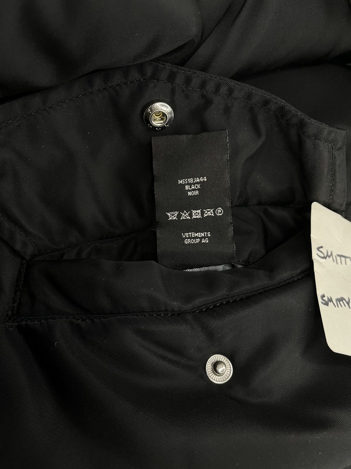 Alpha Industries × Vetements Vetements x Alpha Industries Reversible Bomber Jacket Size US M / EU 48-50 / 2 - 12 Thumbnail