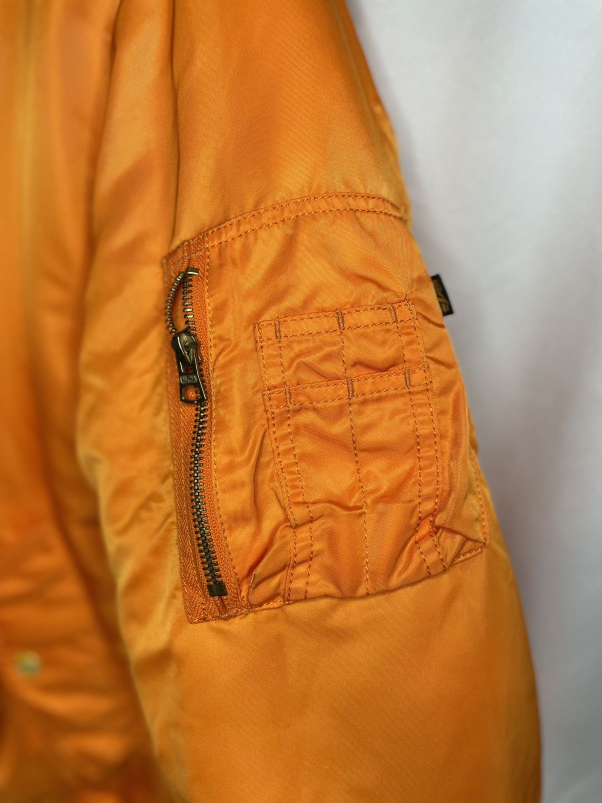 Alpha Industries × Vetements Vetements x Alpha Industries Reversible Bomber Jacket Size US M / EU 48-50 / 2 - 10 Thumbnail