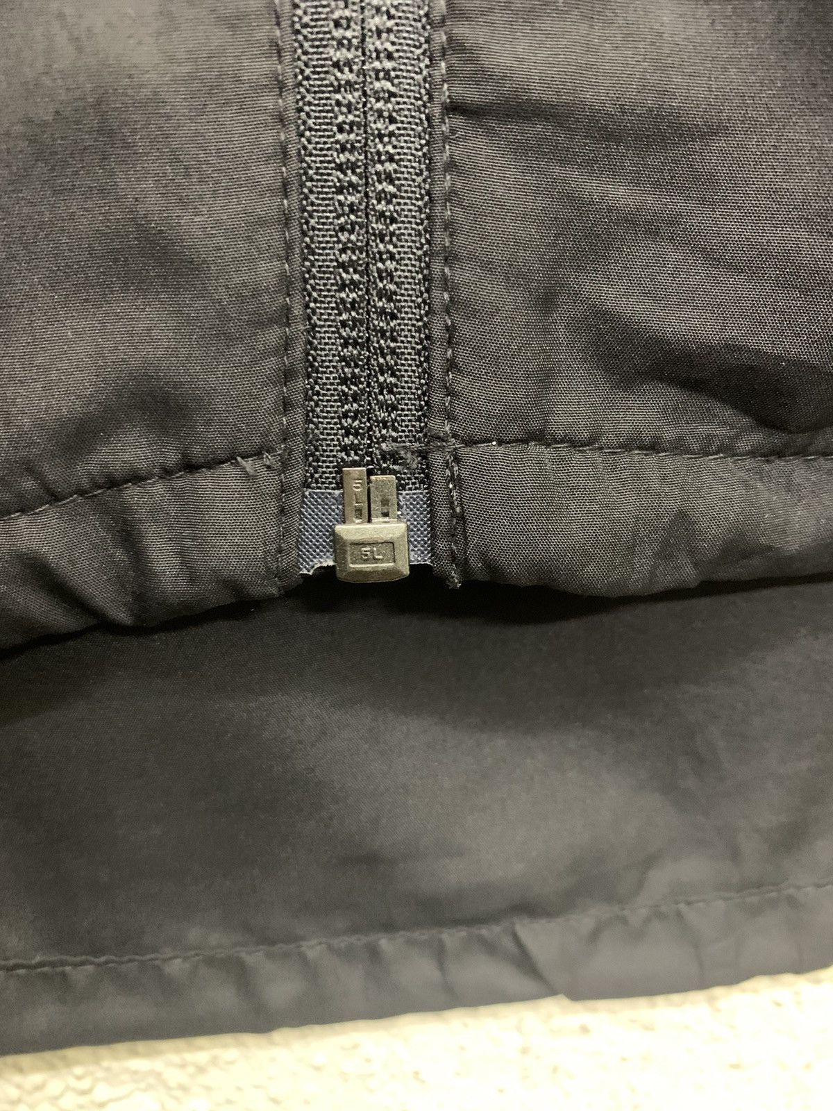 Japanese Brand Fieldcore Light Jacket Running/Outdoor/ Size US L / EU 52-54 / 3 - 5 Thumbnail