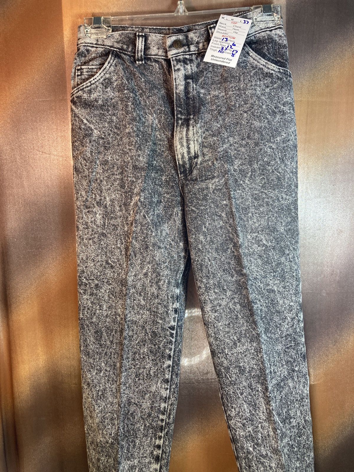 Vintage 80’s black acid wash high waisted jeans. B8