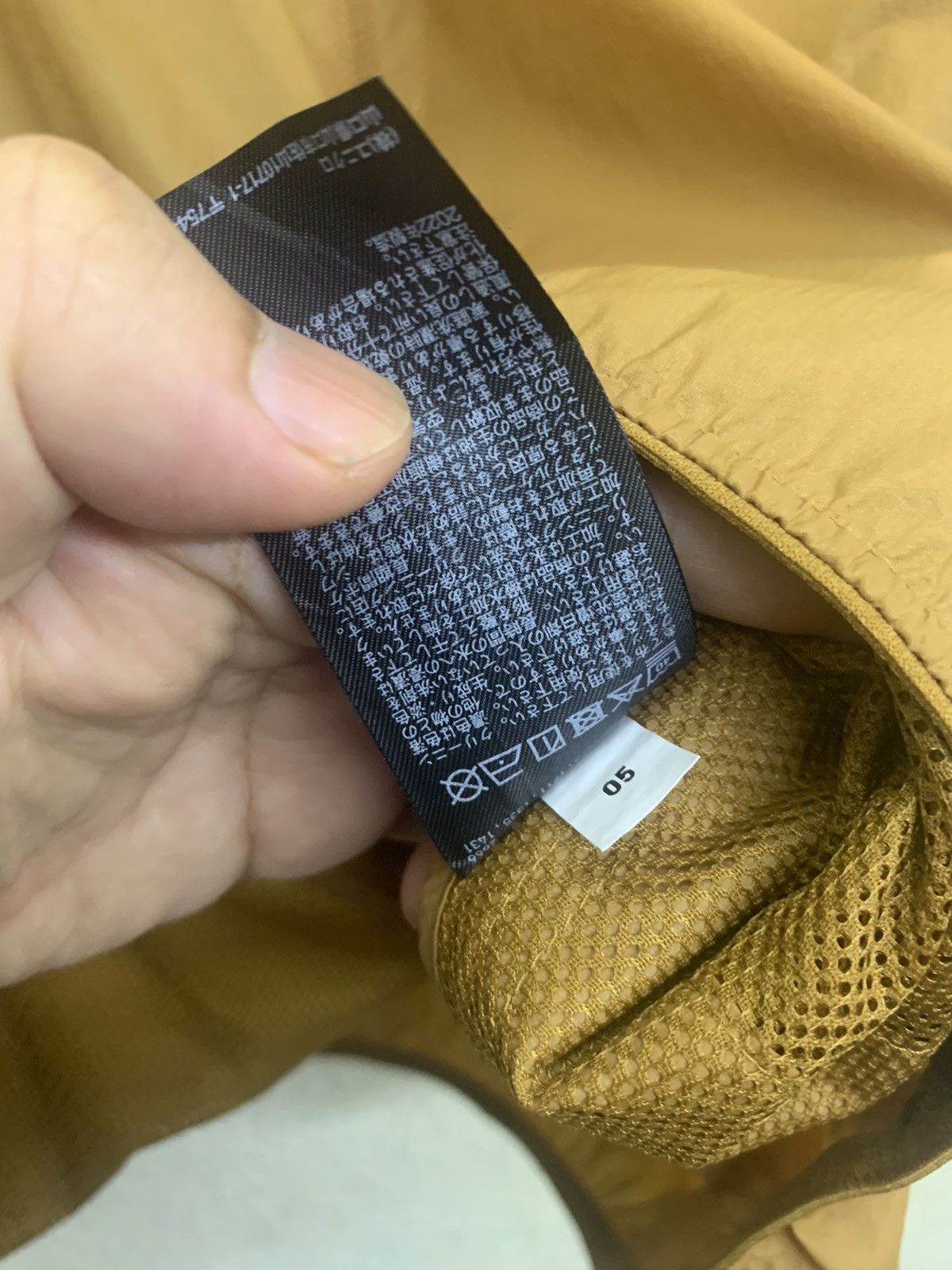 Uniqlo Uniqlo Light Jacket Running / Outdoor / Hiking Size US XL / EU 56 / 4 - 8 Thumbnail