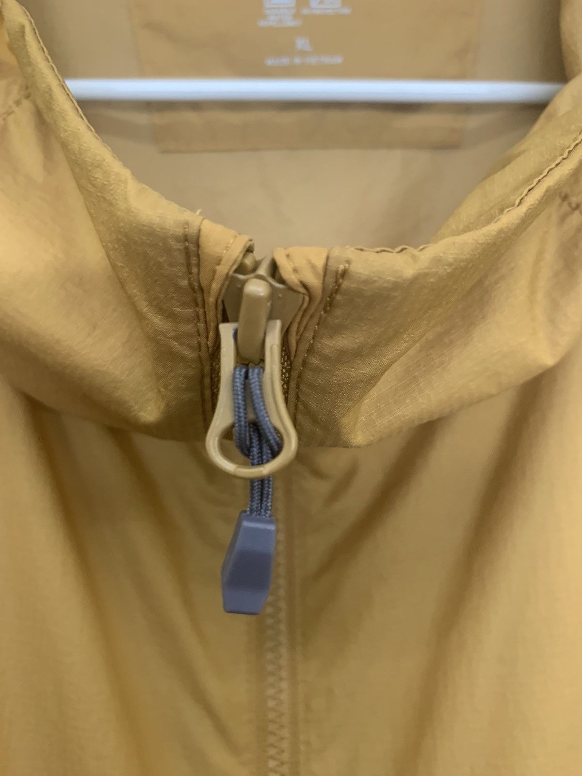 Uniqlo Uniqlo Light Jacket Running / Outdoor / Hiking Size US XL / EU 56 / 4 - 3 Thumbnail