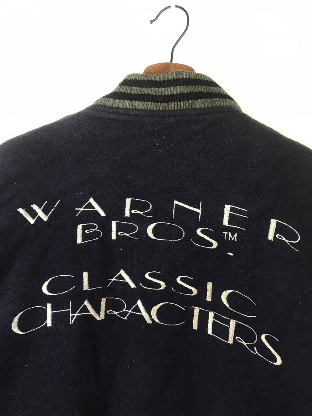 Vintage × Warner Bros GRAIL 90s Warner Bros Wool Varsity Jacket Size US M / EU 48-50 / 2 - 11 Thumbnail