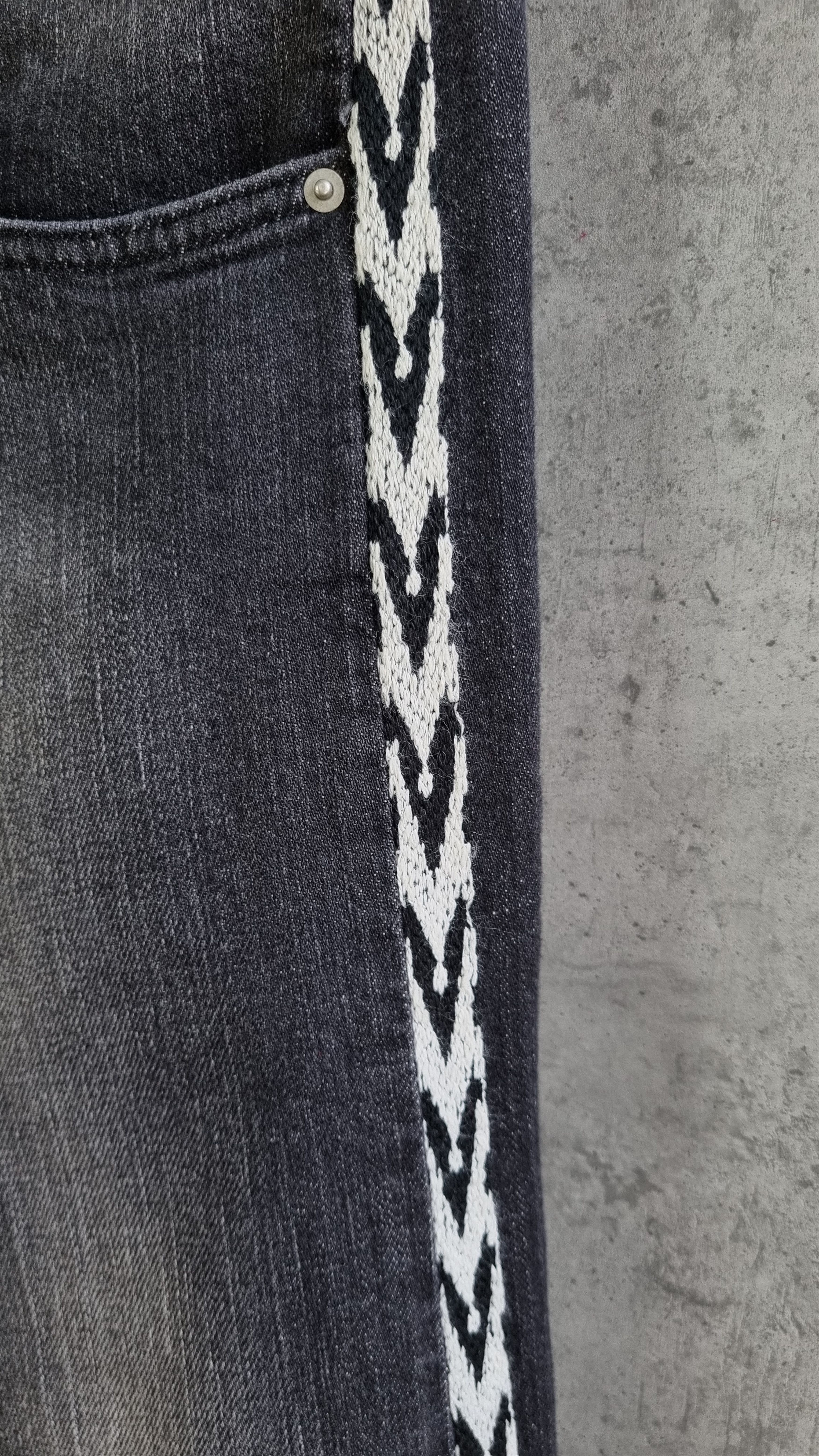 Isabel Marant Isabel Marant Faded Design Embroidery Stripes Skinny Jeans Size US 30 / EU 46 - 13 Thumbnail