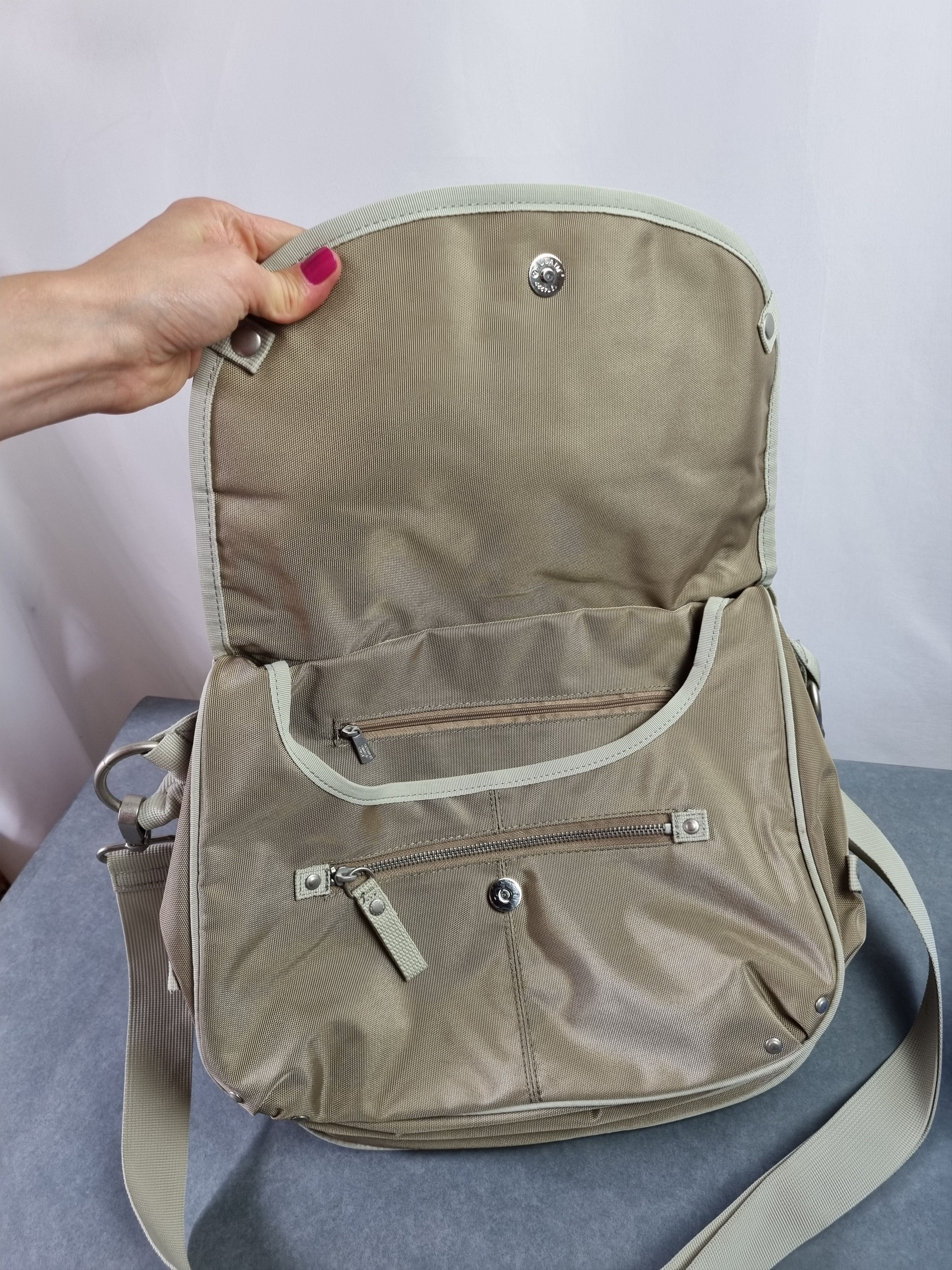 Japanese Brand GGL Multi-pockets Shoulder Bag ''Feeling Blue'' Crossbody Size ONE SIZE - 8 Thumbnail