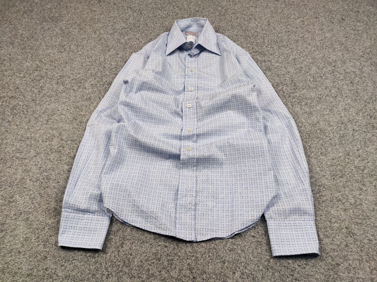 Versace Vintage Versace Classic Men's Light Blue Buttons Shirt Size US M / EU 48-50 / 2 - 2 Thumbnail
