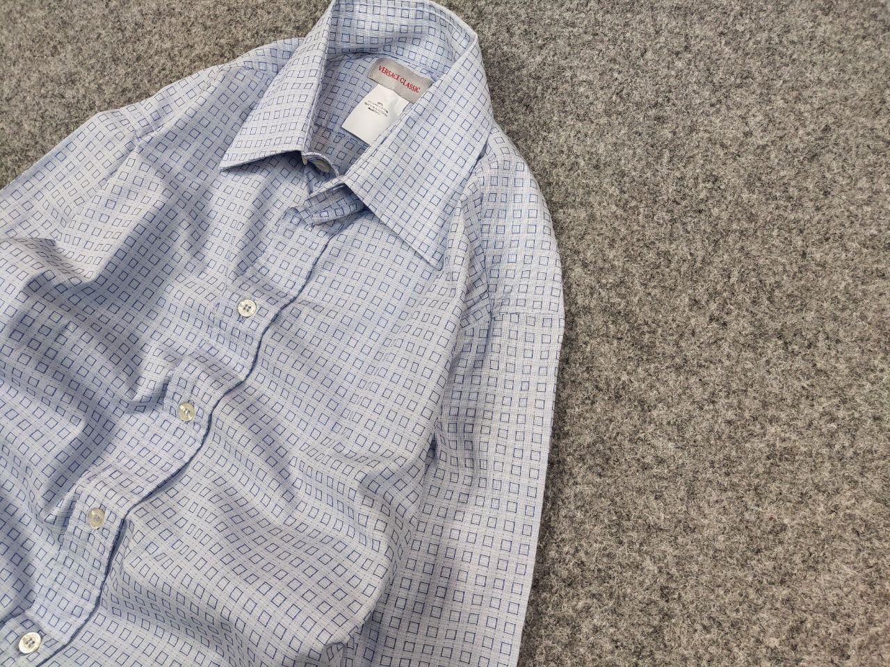 Versace Vintage Versace Classic Men's Light Blue Buttons Shirt Size US M / EU 48-50 / 2 - 4 Thumbnail