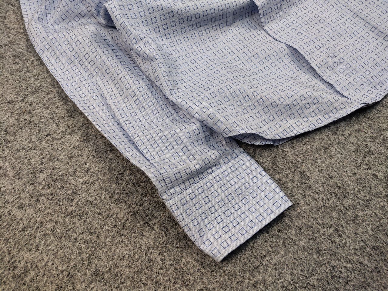 Versace Vintage Versace Classic Men's Light Blue Buttons Shirt Size US M / EU 48-50 / 2 - 6 Thumbnail