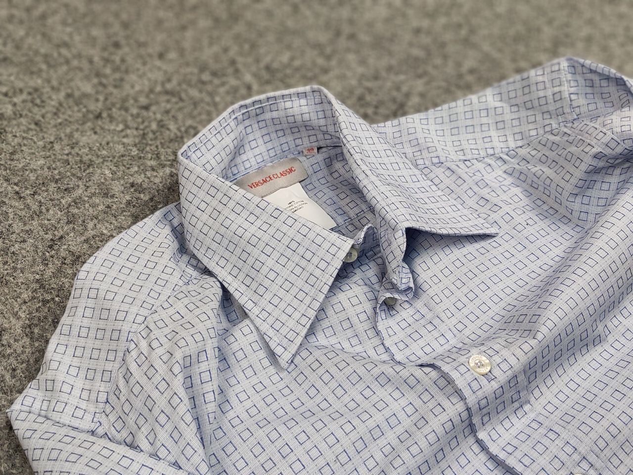 Versace Vintage Versace Classic Men's Light Blue Buttons Shirt Size US M / EU 48-50 / 2 - 19 Thumbnail