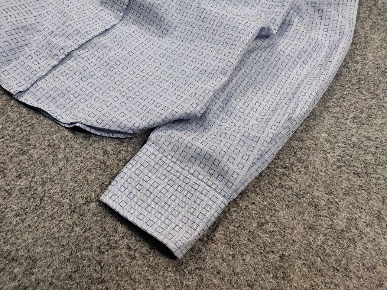 Versace Vintage Versace Classic Men's Light Blue Buttons Shirt Size US M / EU 48-50 / 2 - 5 Thumbnail