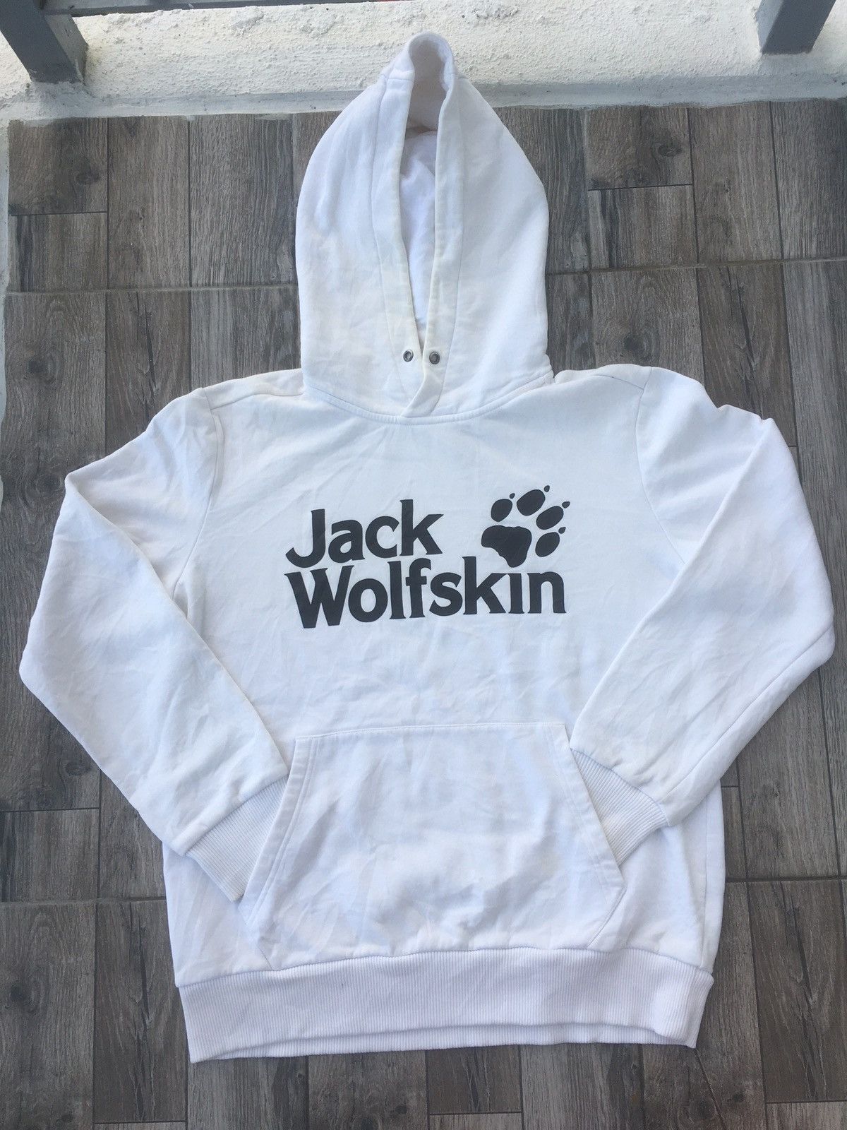 Jack Wolfskin Hoodies Spell Out Big Logo