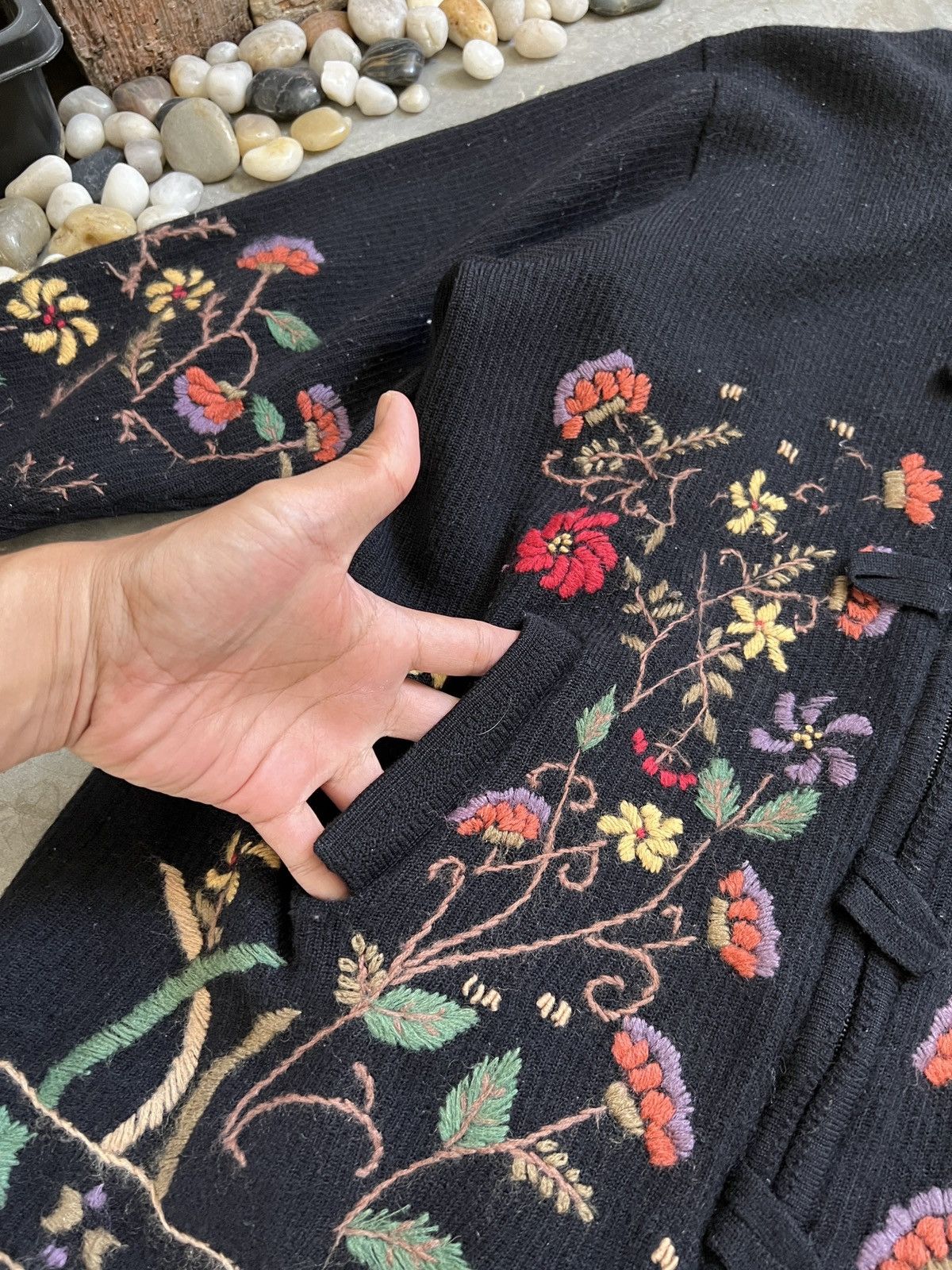 Vintage VINTAGE 🖤 Japanese Wool Quilted Cardigan Flower Embroidery Size US M / EU 48-50 / 2 - 14 Thumbnail
