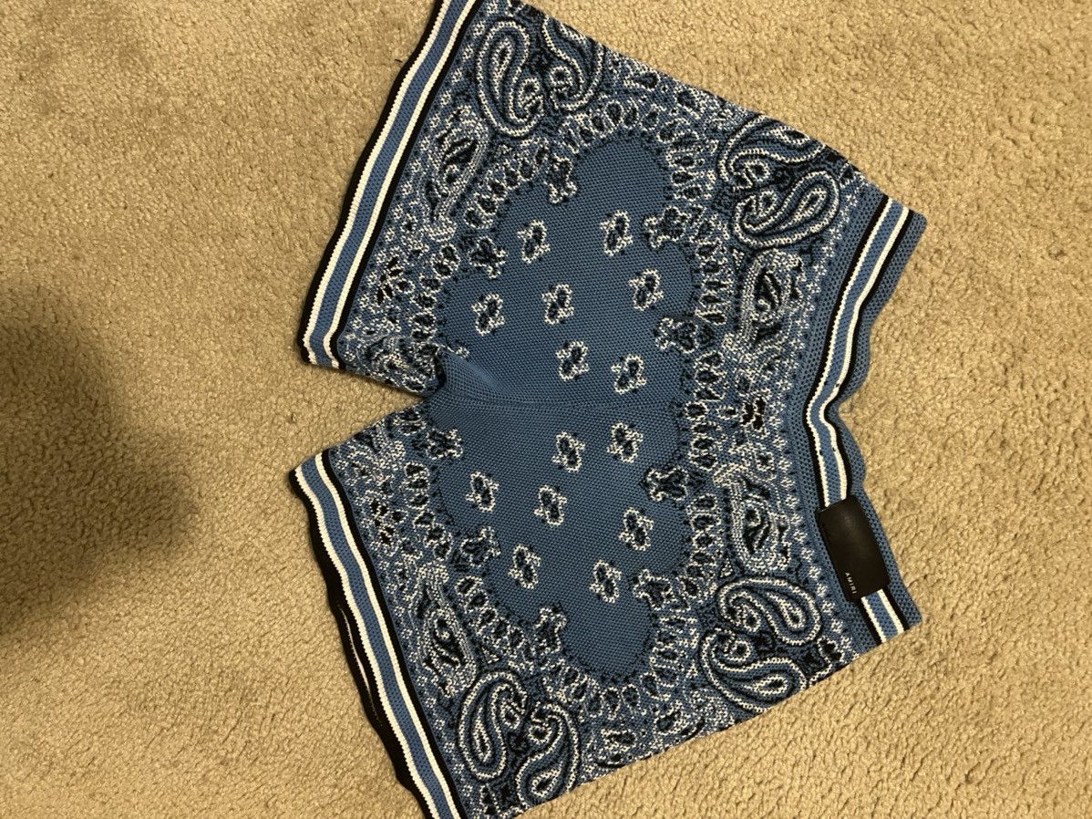 Amiri Amiri B-ball Bandanna shorts Size US 32 / EU 48 - 2 Thumbnail