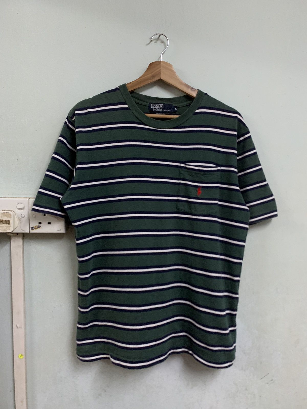 Vintage 👹THRASHED POLO RALPH LAURENT GREEN STRIPES TSHIRT Size US M / EU 48-50 / 2 - 3 Thumbnail