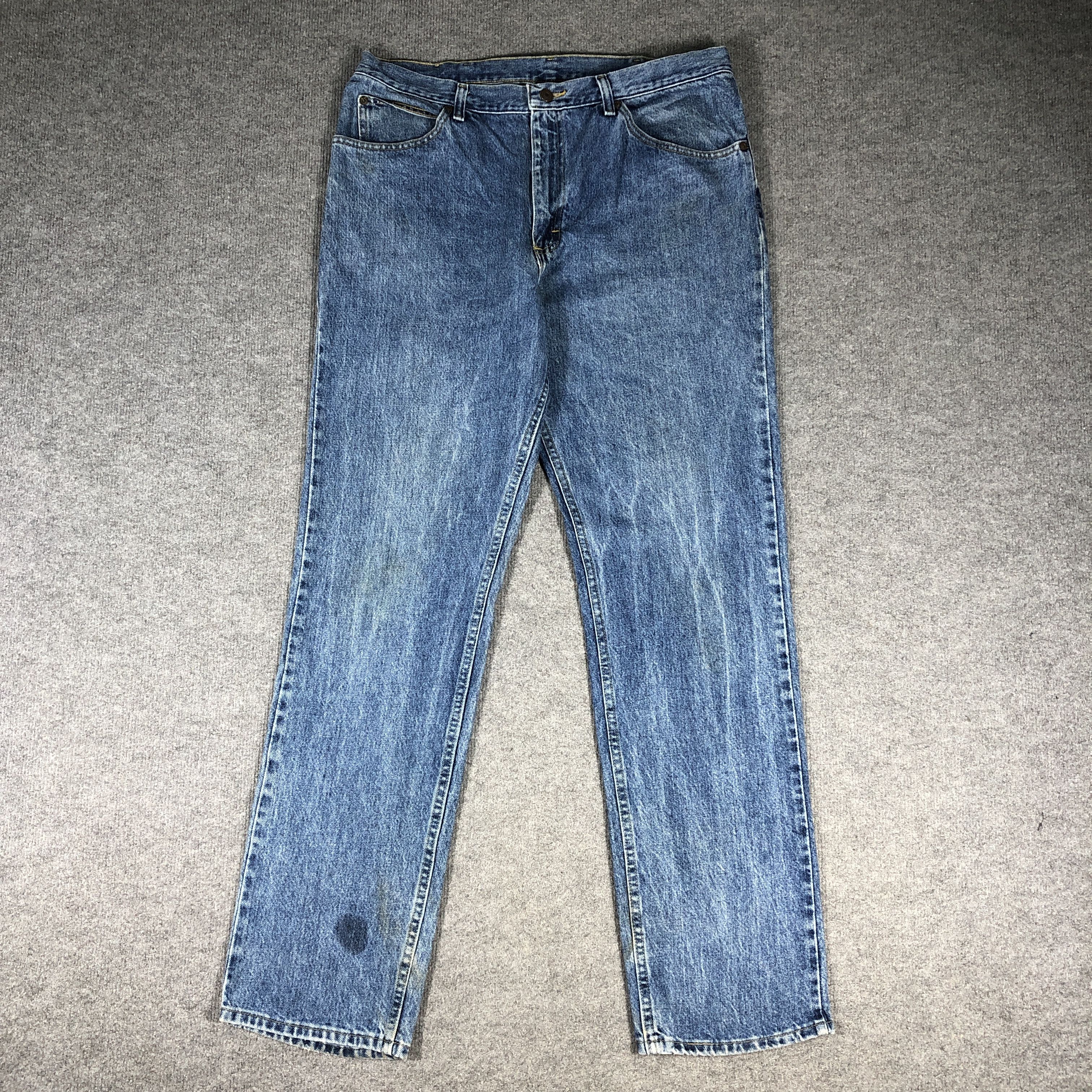 Lee × Vintage Vintage Lee Light Blue Wash Jeans L795 Size US 37 - 1 Thumbnail