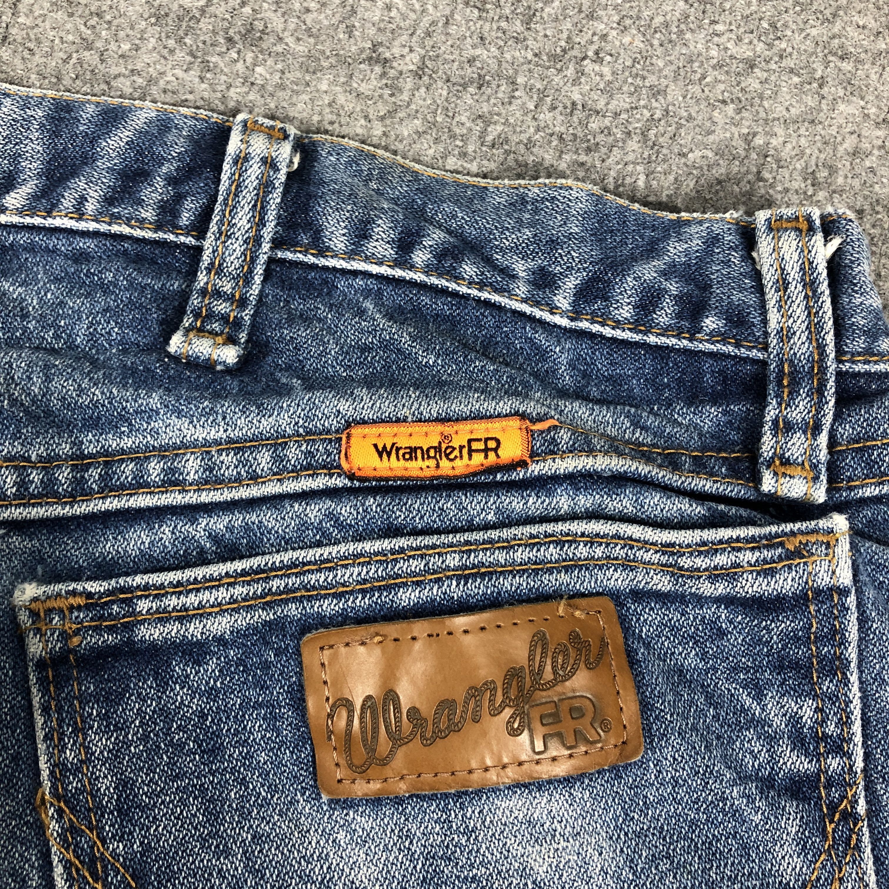 Vintage × Wrangler Vintage Wrangler Flame Resistant Jeans L937 Size US 37 - 7 Thumbnail