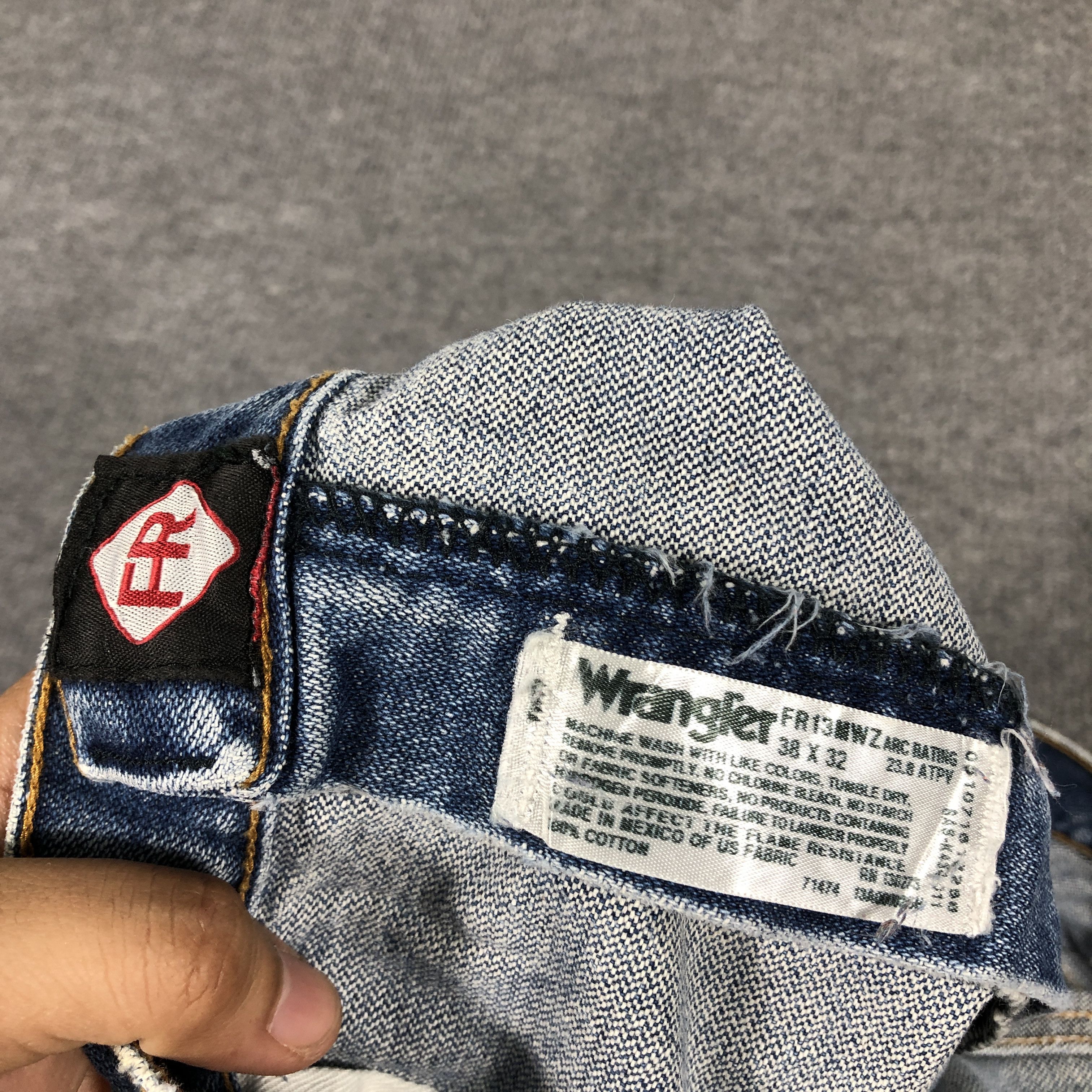 Vintage × Wrangler Vintage Wrangler Flame Resistant Jeans L937 Size US 37 - 9 Thumbnail