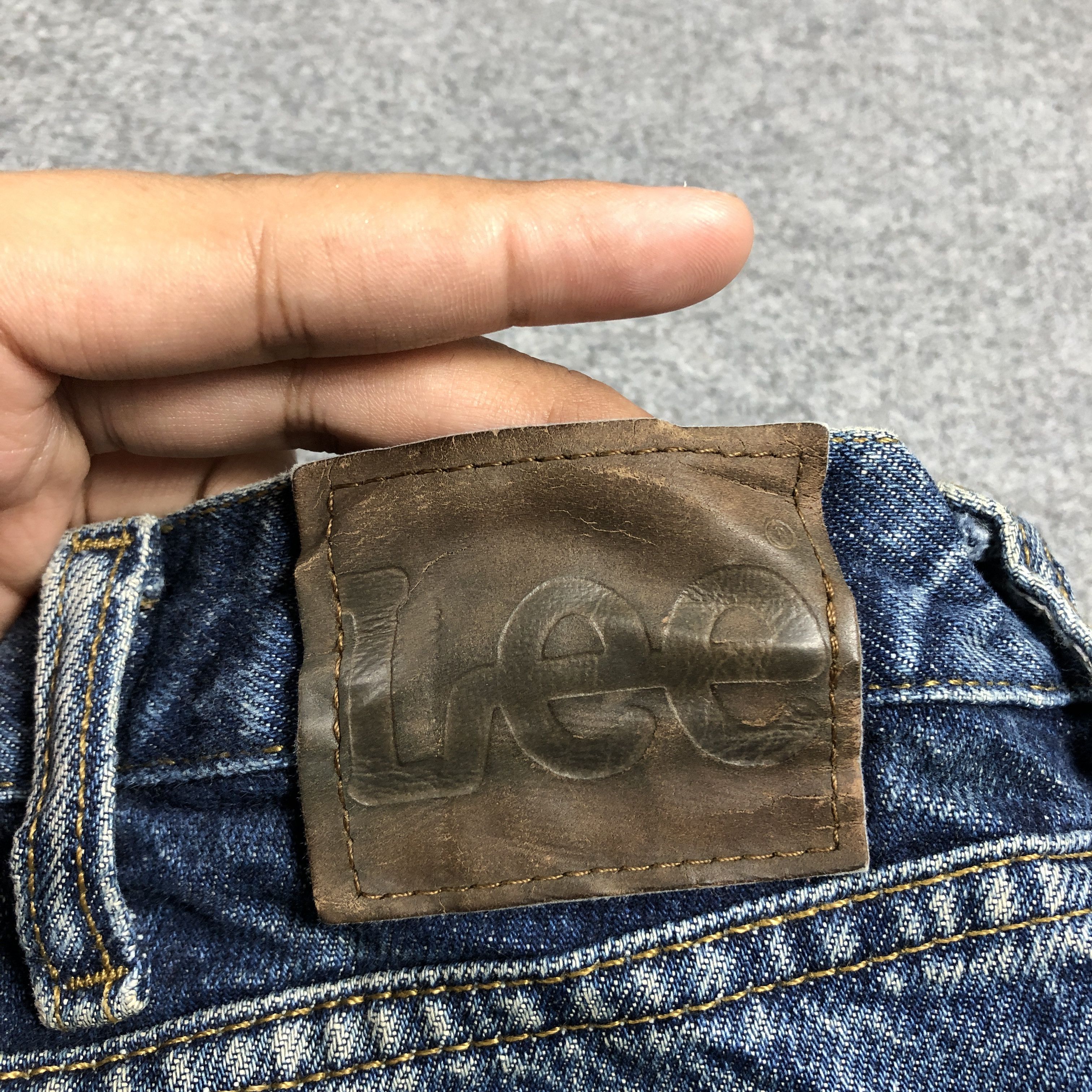 Lee × Vintage Vintage Lee Regular Jeans Dirty L774 Size US 38 / EU 54 - 8 Thumbnail