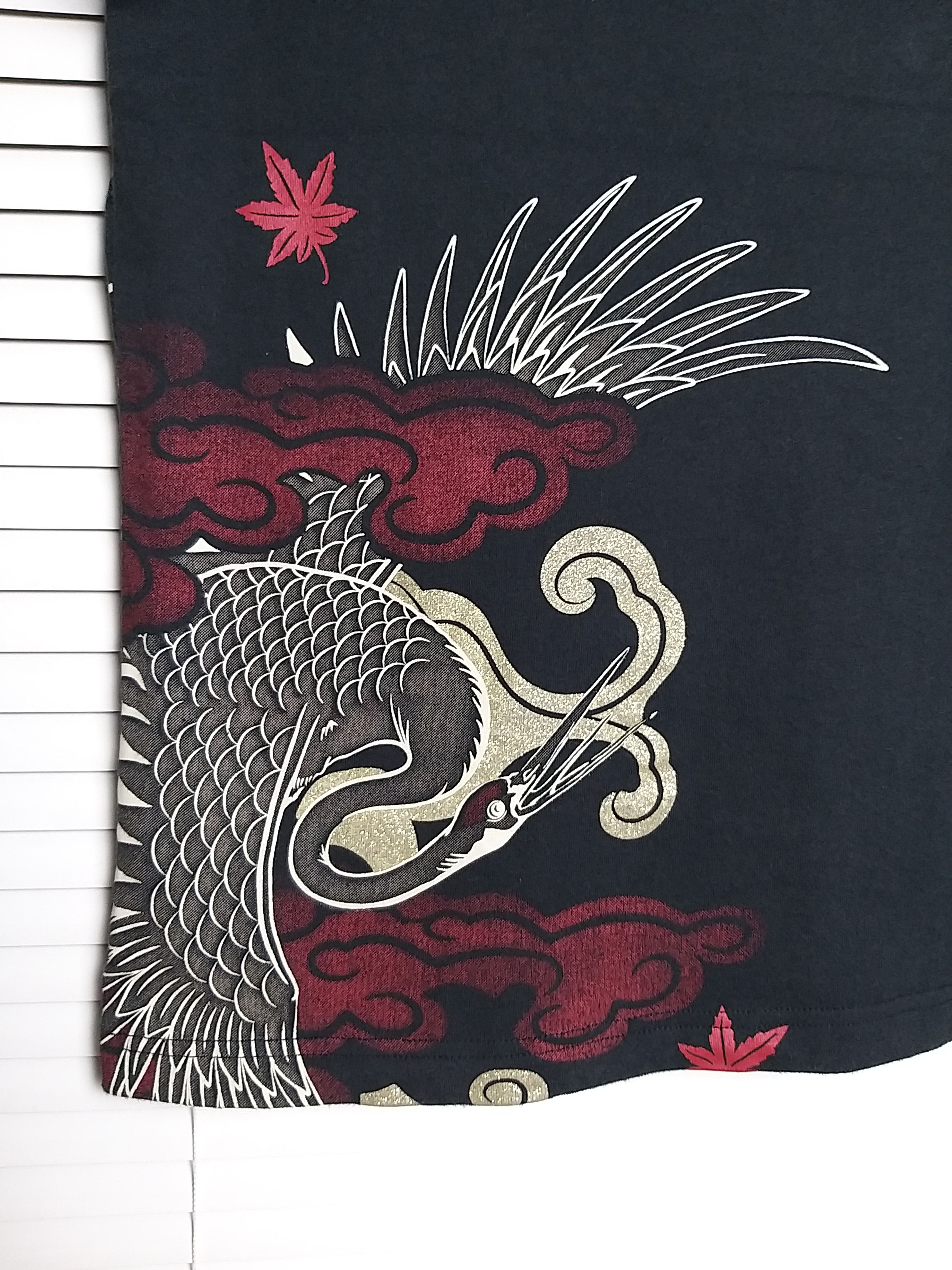 Japanese Brand SICK Y2K JAPAN ELIMENT KOI FISH AND CRANE BIG PRINT T SHIRT Size US M / EU 48-50 / 2 - 6 Thumbnail