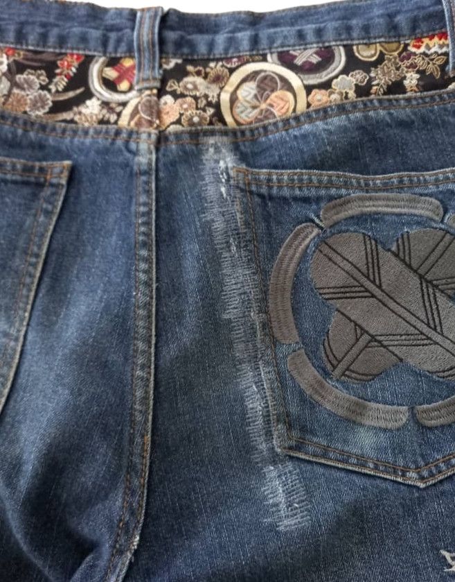 Art Comes First × Japanese Brand × Vintage Vintage Sukajan Dragon Denim Size US 35 - 13 Thumbnail