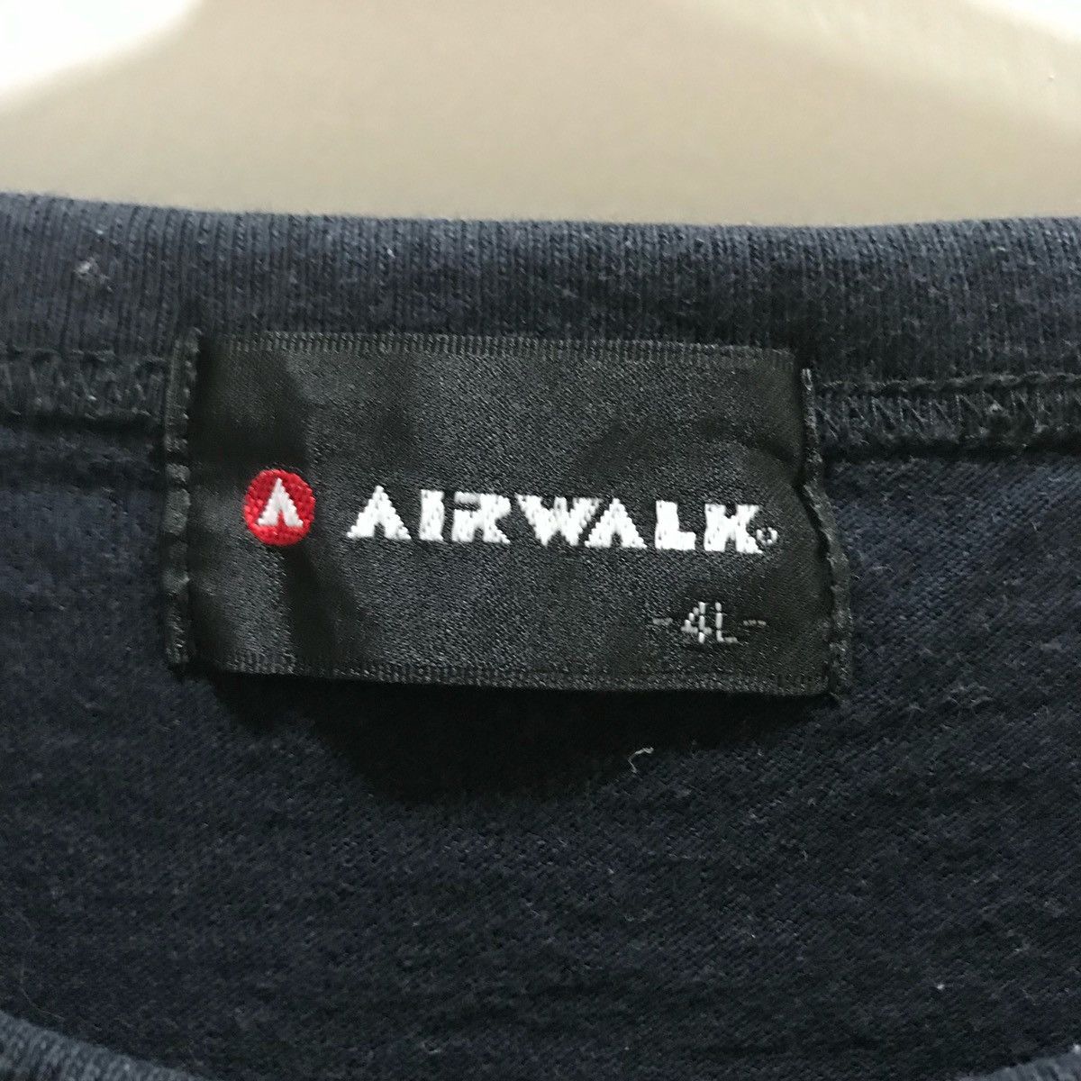 Airwalk × Japanese Brand AIR WALK Sleeveless Size 4L Fits XL Size US XL / EU 56 / 4 - 4 Thumbnail