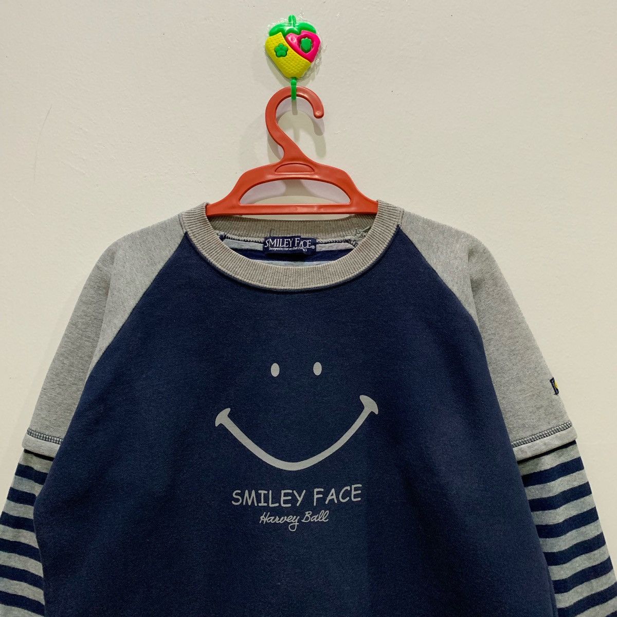 Japanese Brand × Vintage HARVEY BALL SMILEY FACE Sweatshirts Size L Fits M Size US M / EU 48-50 / 2 - 2 Thumbnail