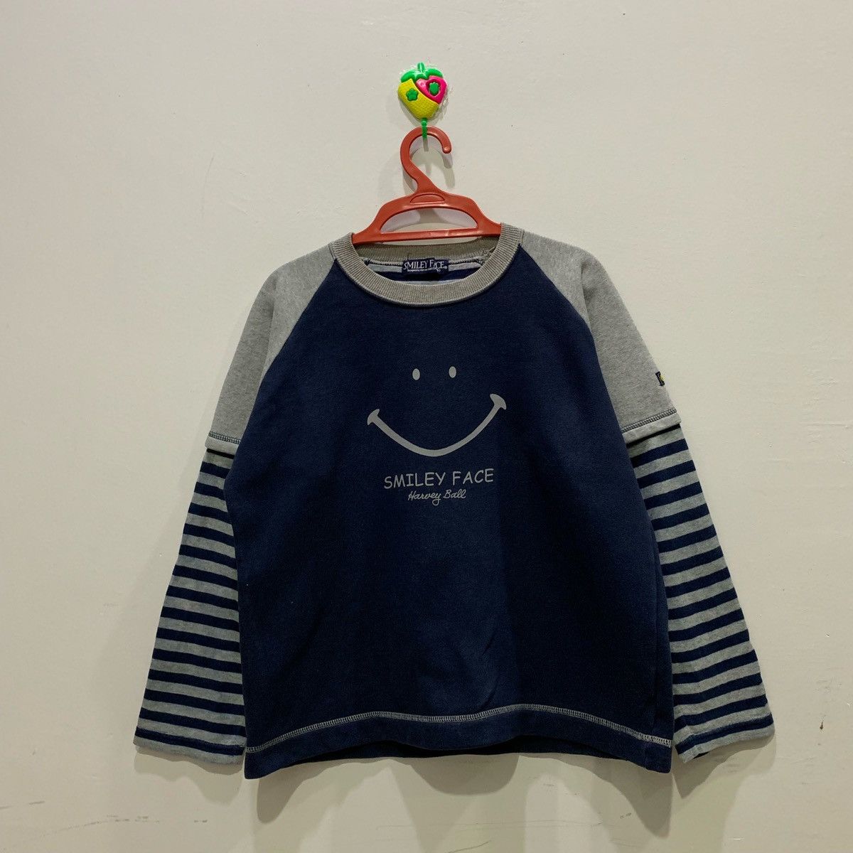 Japanese Brand × Vintage HARVEY BALL SMILEY FACE Sweatshirts Size L Fits M Size US M / EU 48-50 / 2 - 1 Thumbnail