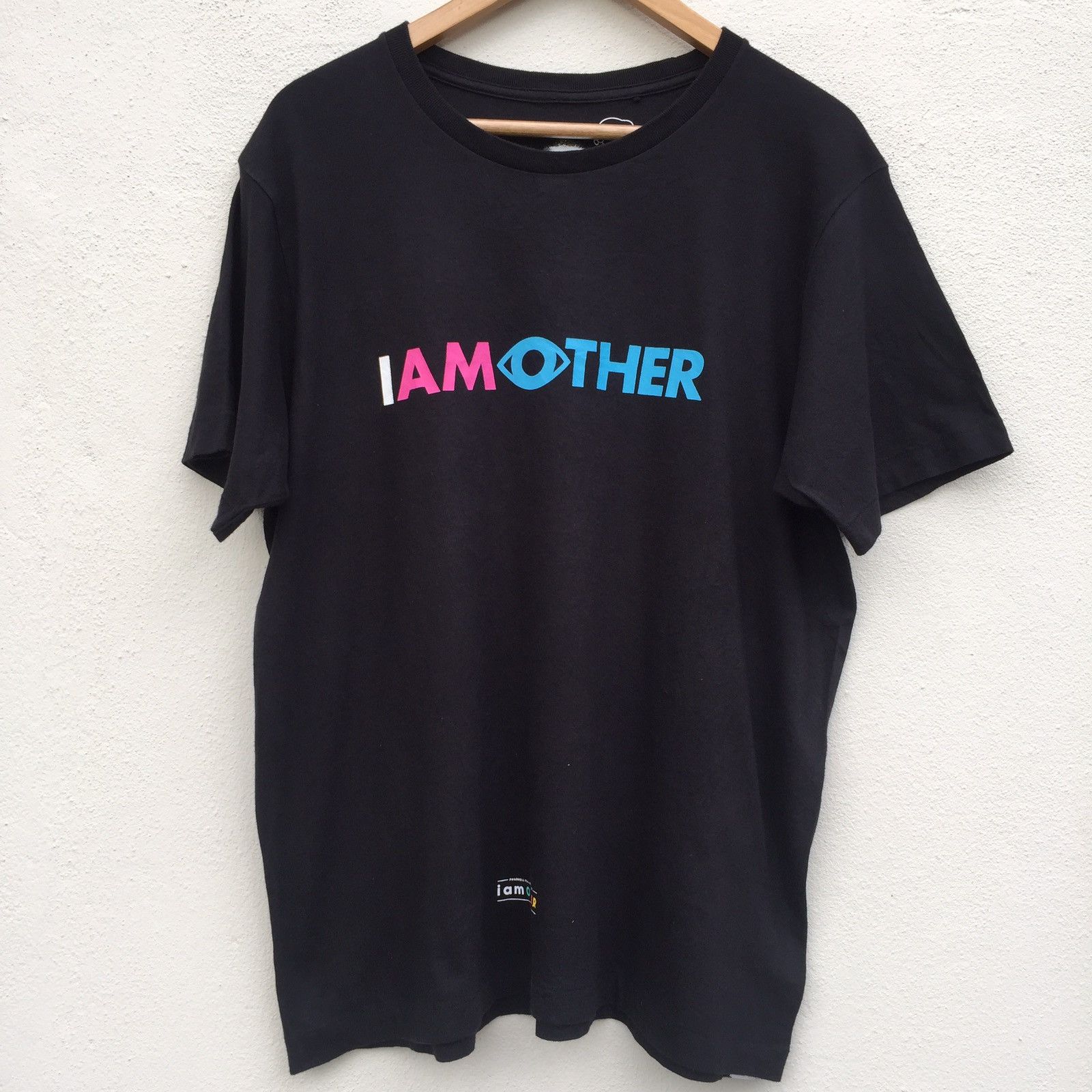 Pharrell × Uniqlo Pharrel Williams I Am Other Shirt Size US XL / EU 56 / 4 - 1 Thumbnail