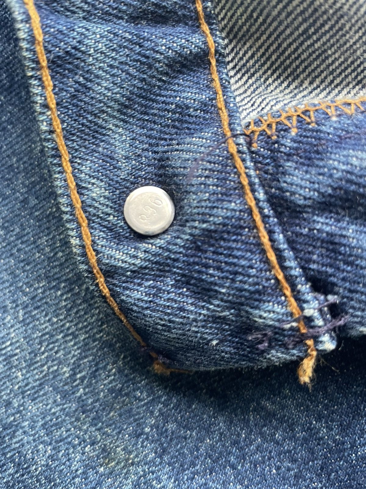 Levi's Vintage & Rare 1990 Levis 505 No Belt Loops Jeans Size US 34 / EU 50 - 15 Thumbnail