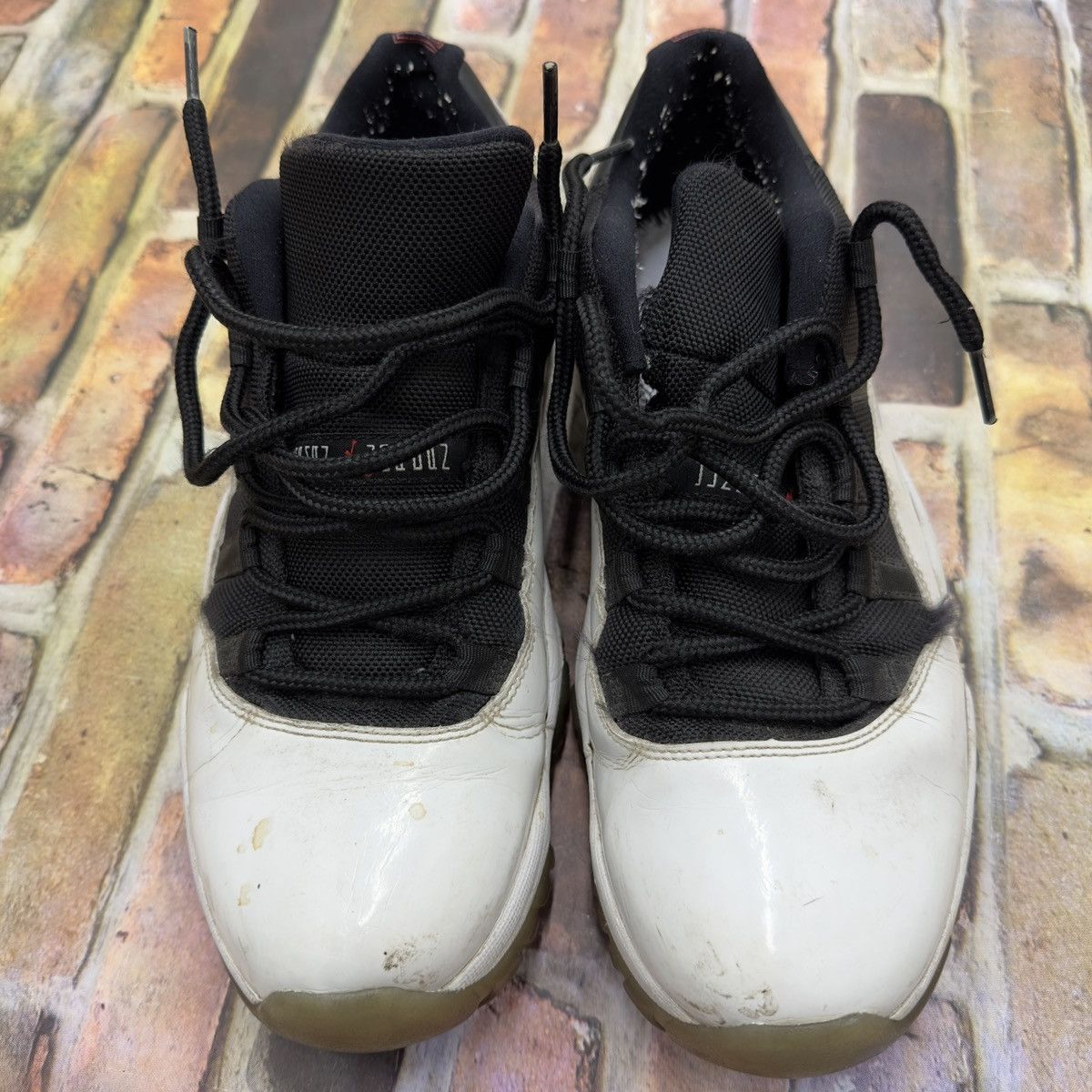 Jordan Brand Air Jordan 11 Retro Low “Tuxedo” 2013 Size US 10.5 / EU 43-44 - 4 Thumbnail