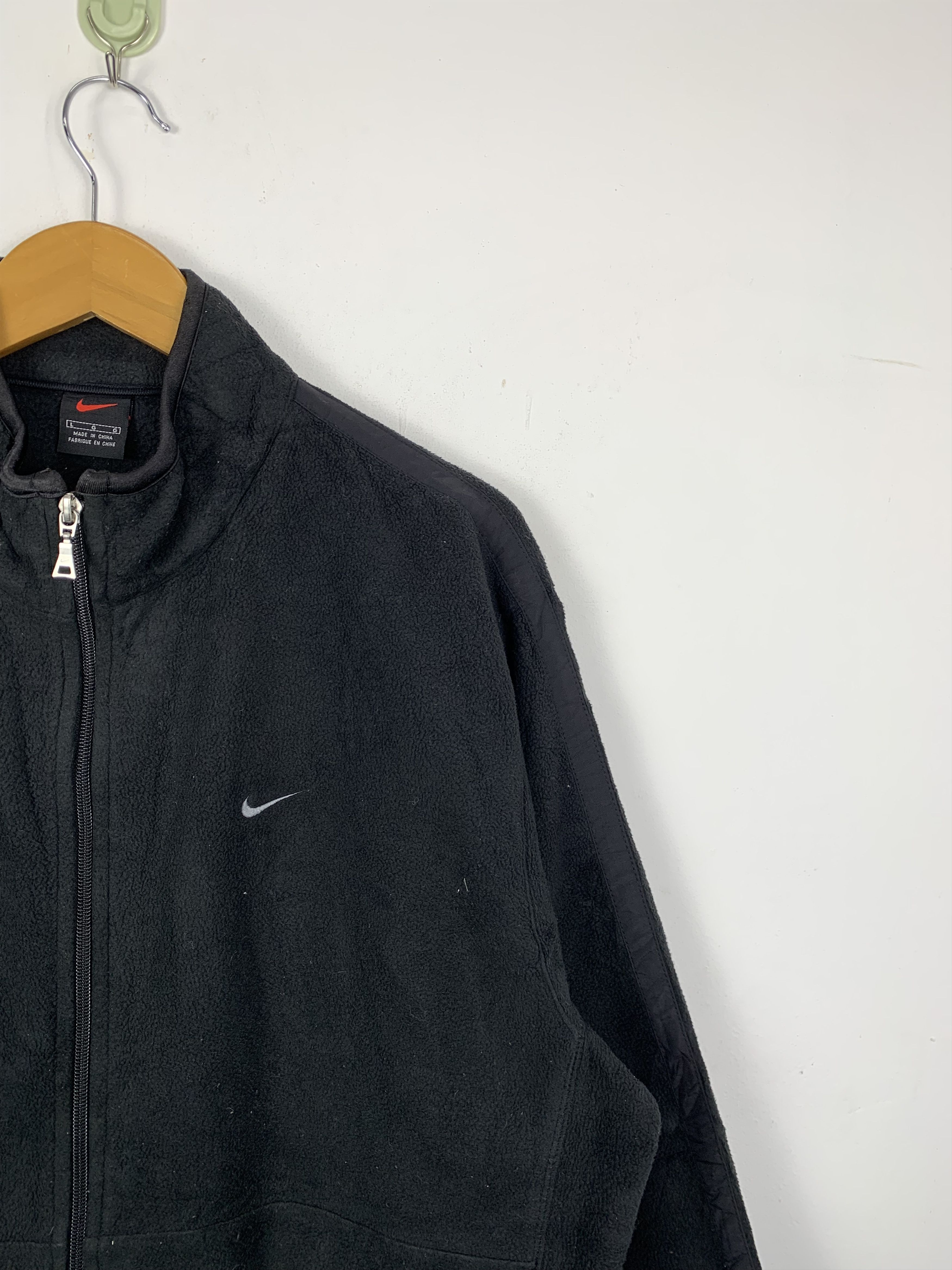 Nike Vintage 90s Nike Swoosh Fleece Jacket J1345 Size US L / EU 52-54 / 3 - 7 Thumbnail