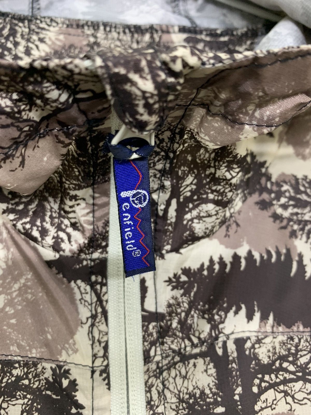Penfield Steals🔥🔥 Penfield Camo Tree Light Jacket Running/ Hiking Size US M / EU 48-50 / 2 - 4 Thumbnail