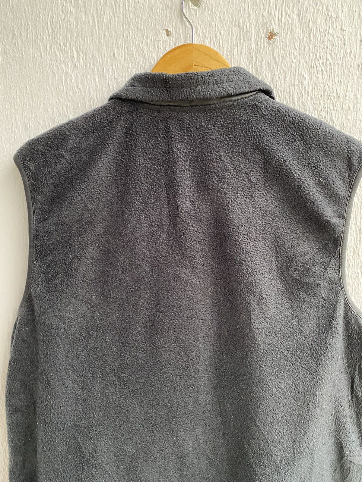 Mercedes-Benz Mercedes Benz Winter Racing Vest With Adjuster Size US L / EU 52-54 / 3 - 8 Thumbnail