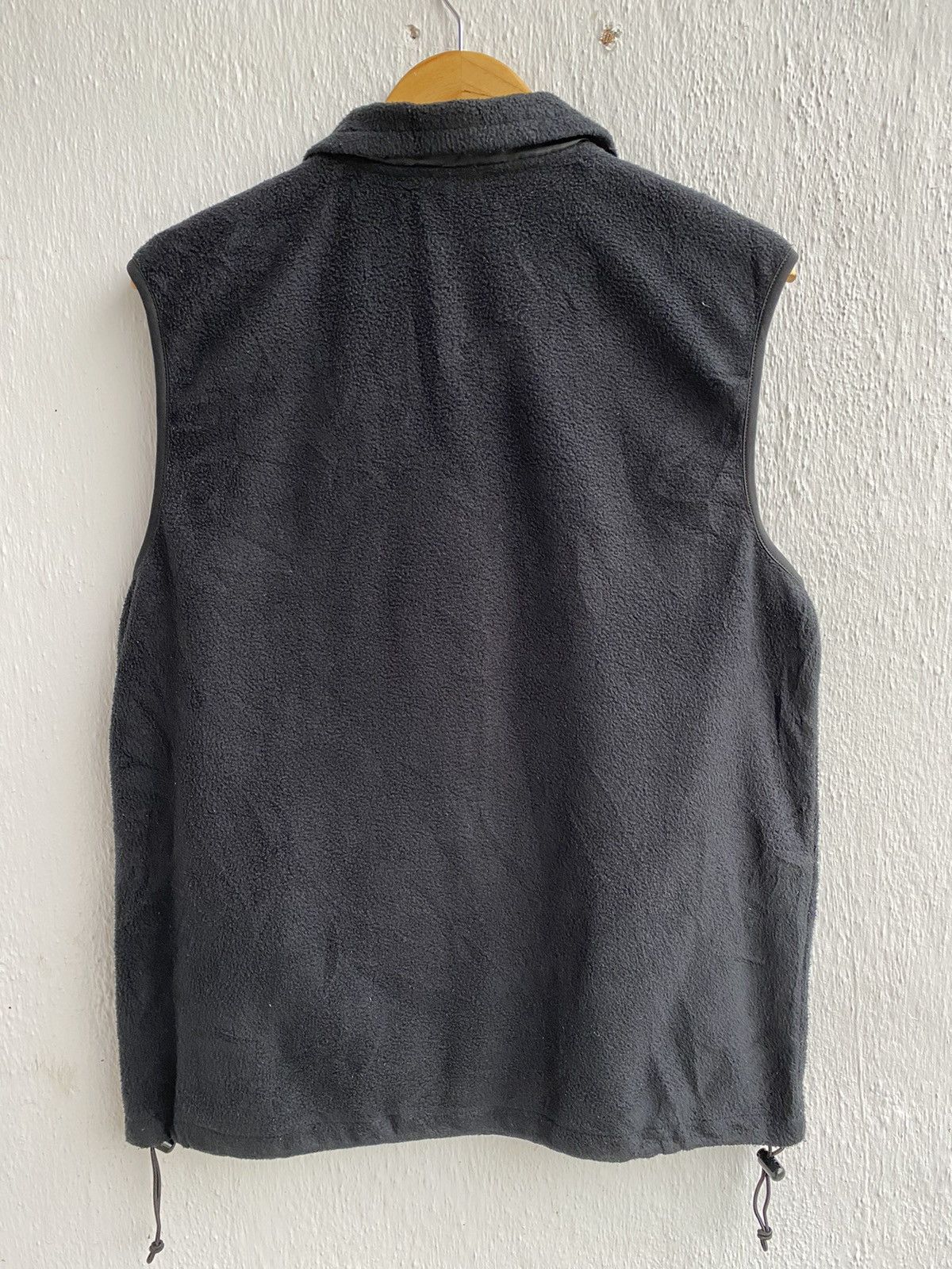 Mercedes-Benz Mercedes Benz Winter Racing Vest With Adjuster Size US L / EU 52-54 / 3 - 7 Thumbnail