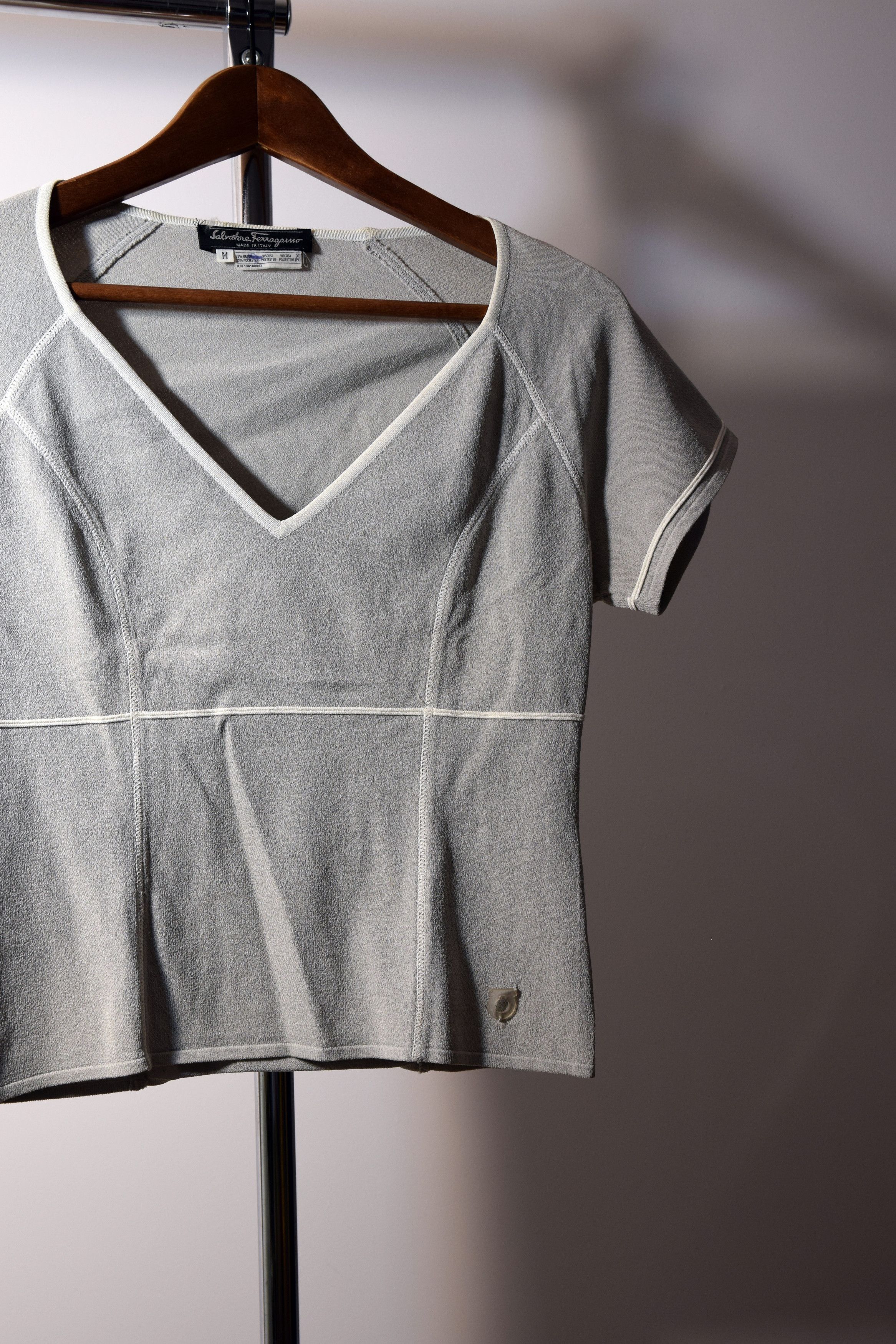 Salvatore Ferragamo × Vintage Luxury Viscose Salvatore Ferragamo Crop Top M Size M / US 6-8 / IT 42-44 - 3 Thumbnail