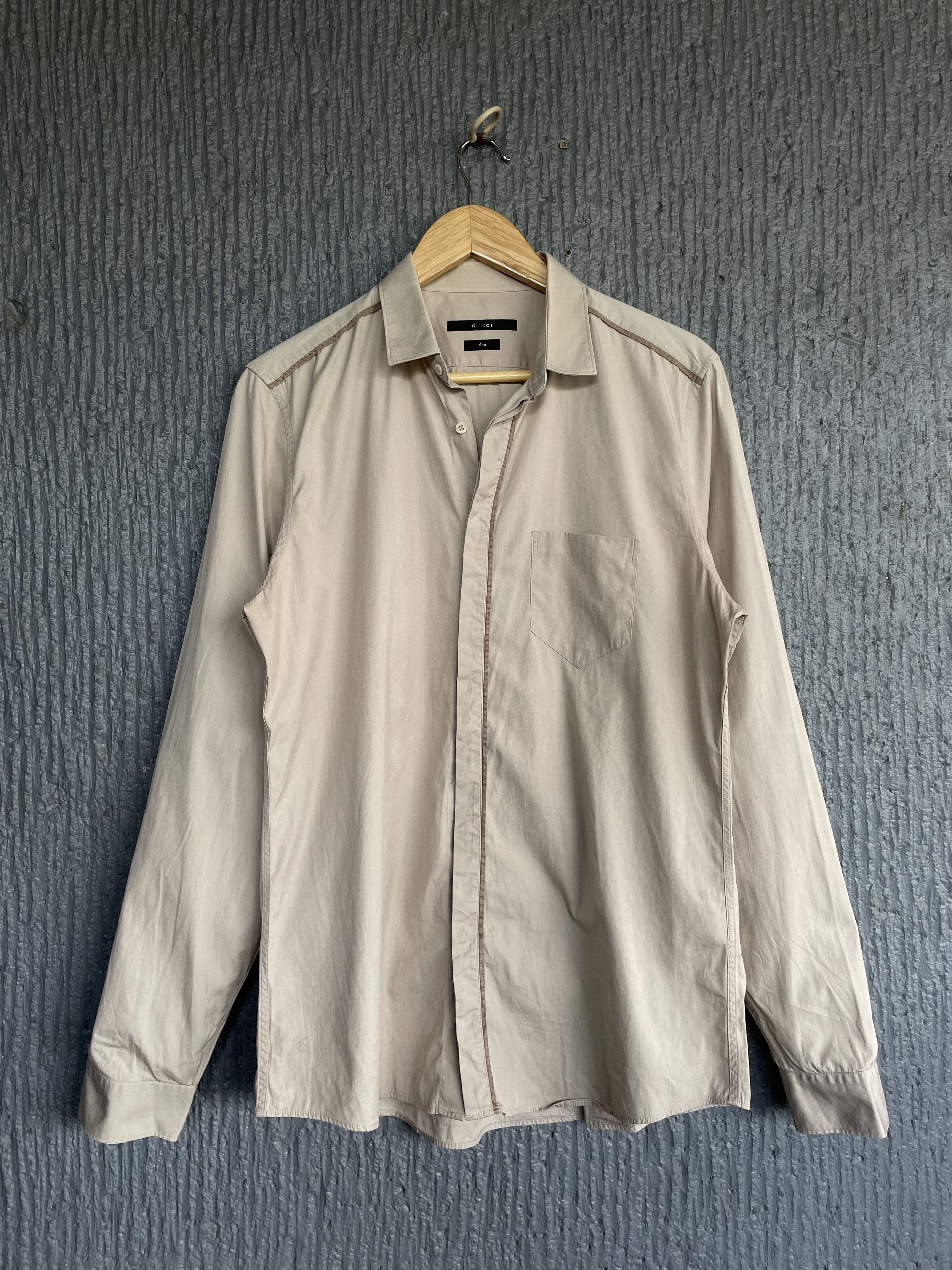 Gucci gucci cream buttom up longsleeve polo Size US S / EU 44-46 / 1 - 1 Thumbnail