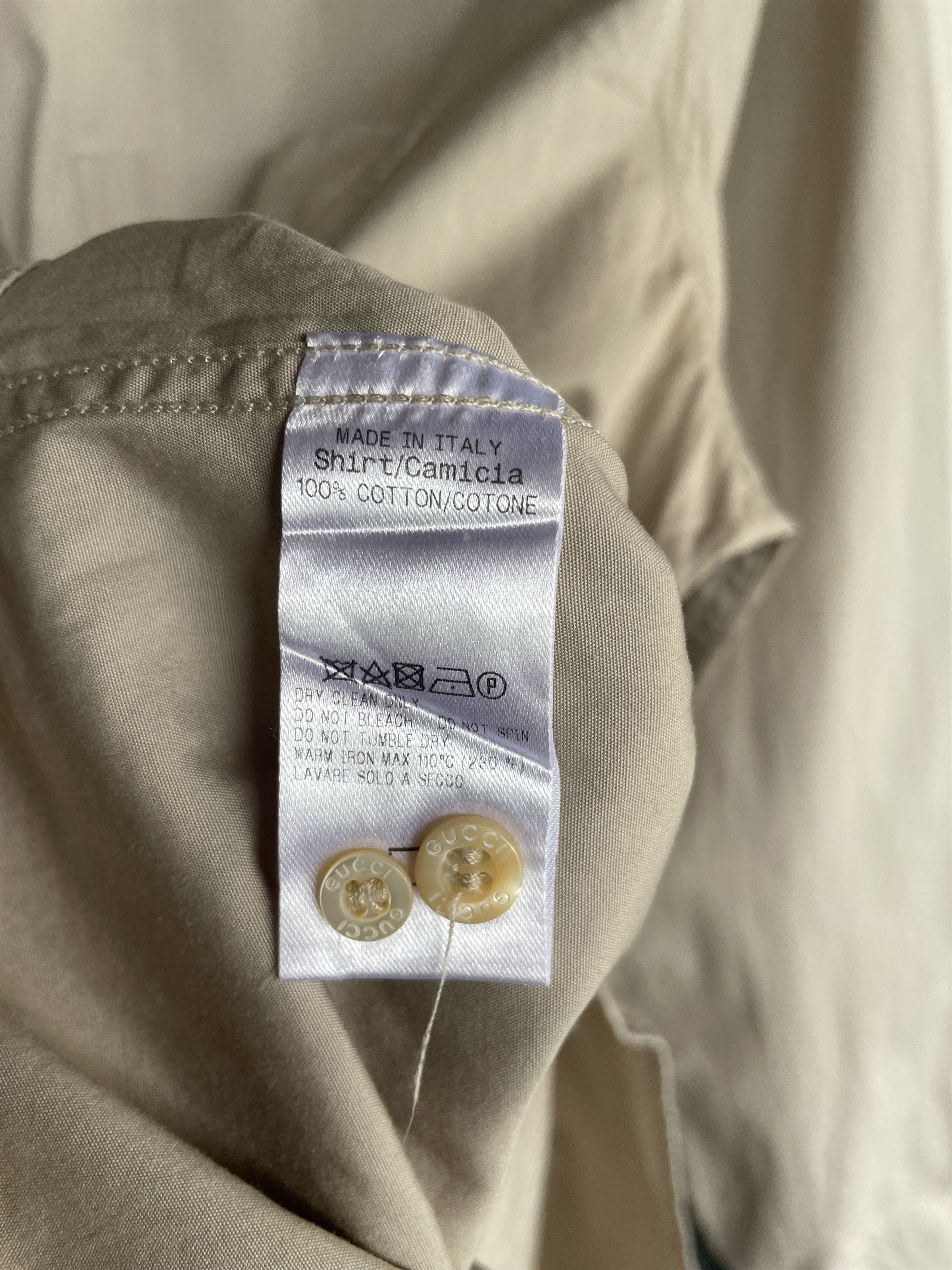 Gucci gucci cream buttom up longsleeve polo Size US S / EU 44-46 / 1 - 10 Thumbnail