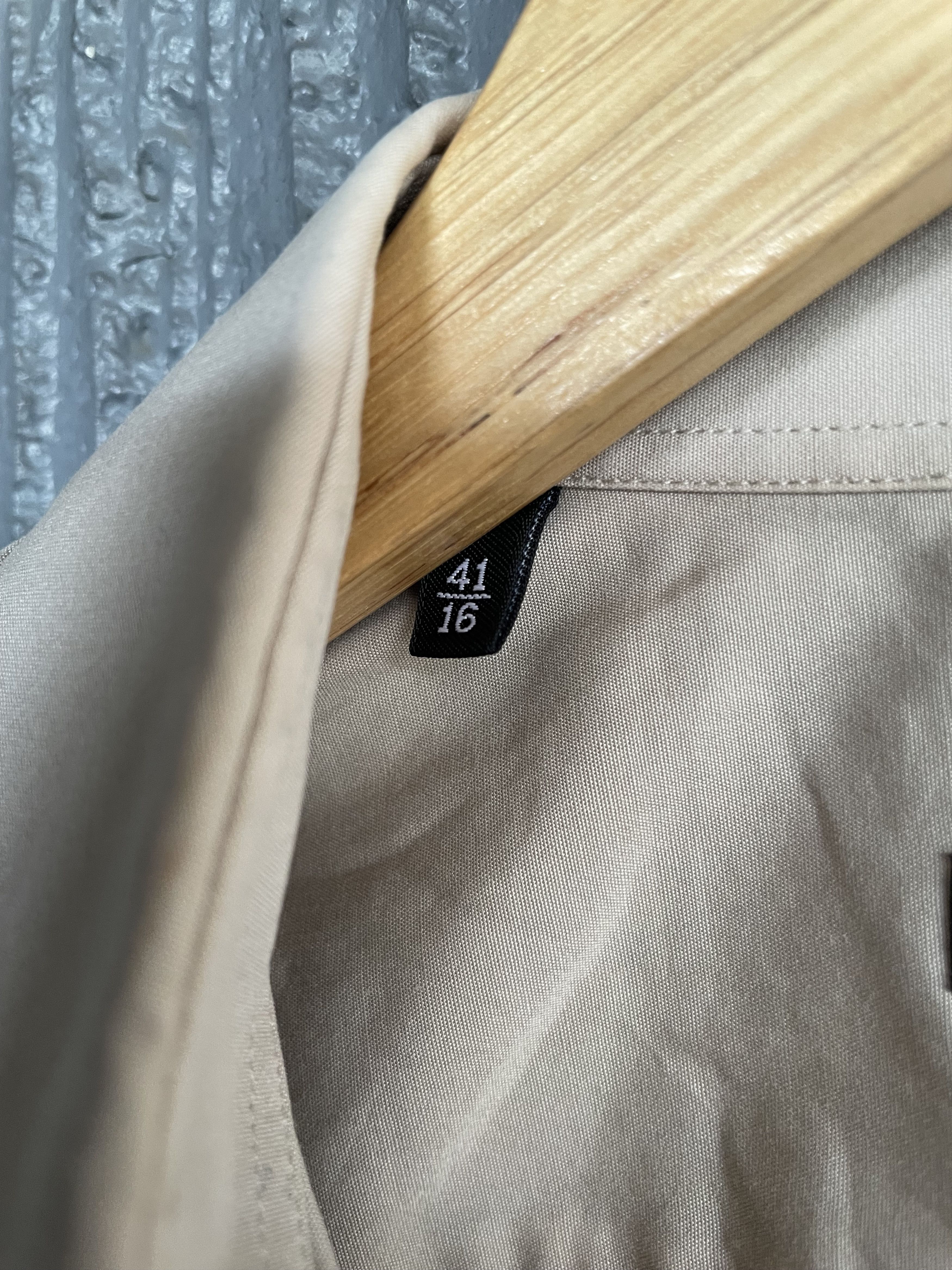 Gucci gucci cream buttom up longsleeve polo Size US S / EU 44-46 / 1 - 9 Thumbnail