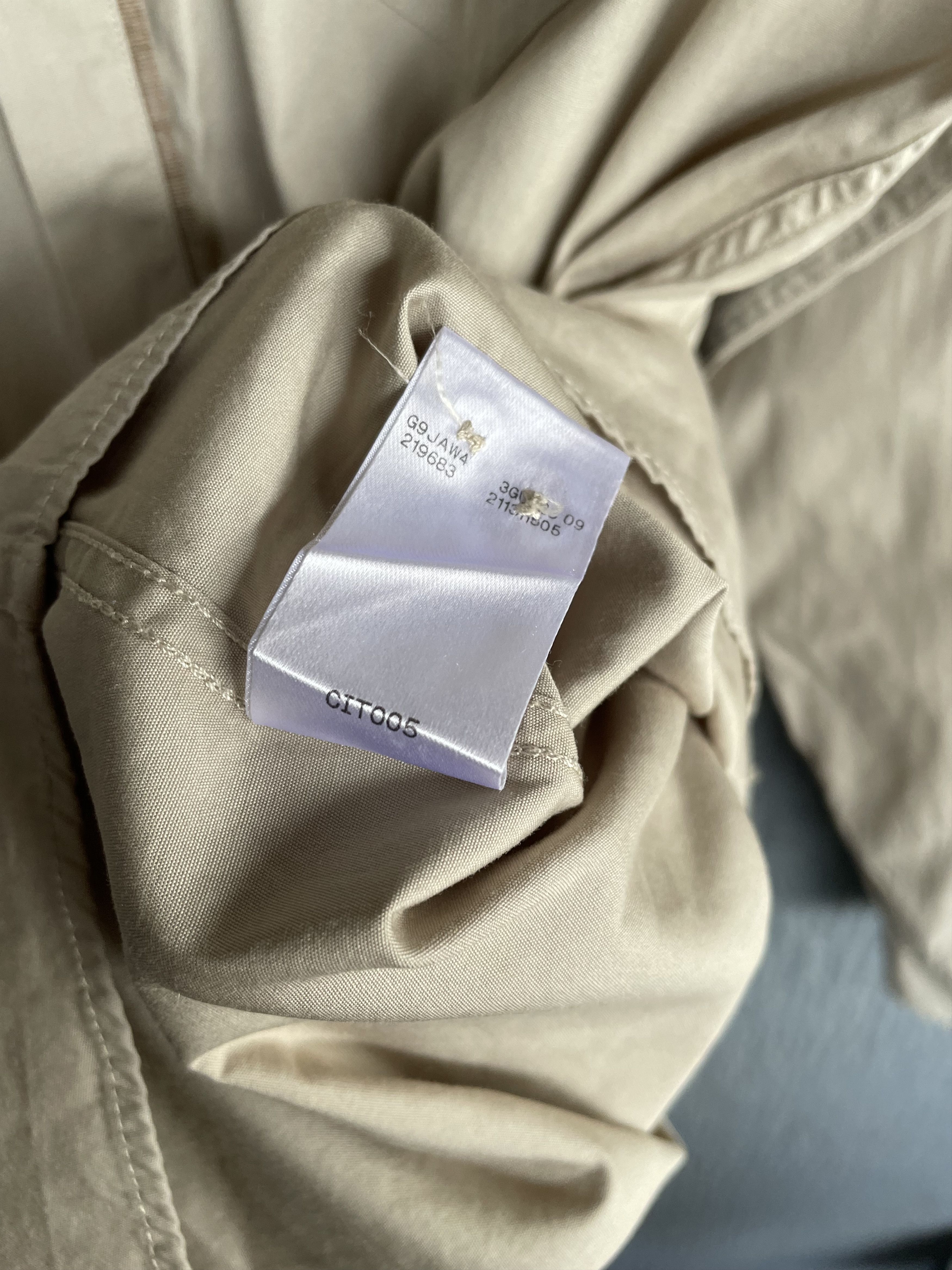 Gucci gucci cream buttom up longsleeve polo Size US S / EU 44-46 / 1 - 11 Thumbnail