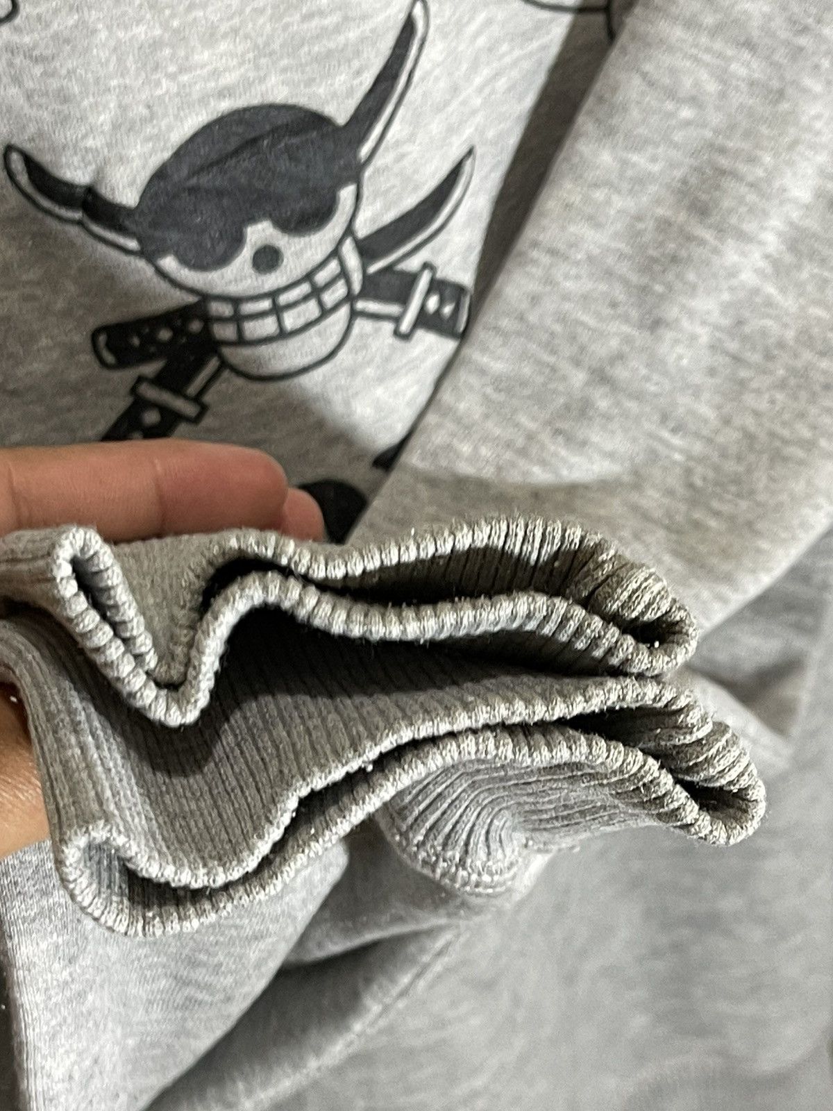 Anime ‼️Last Drop Vintage One Piece Full Character sweatshirt RARE Size US XL / EU 56 / 4 - 9 Thumbnail