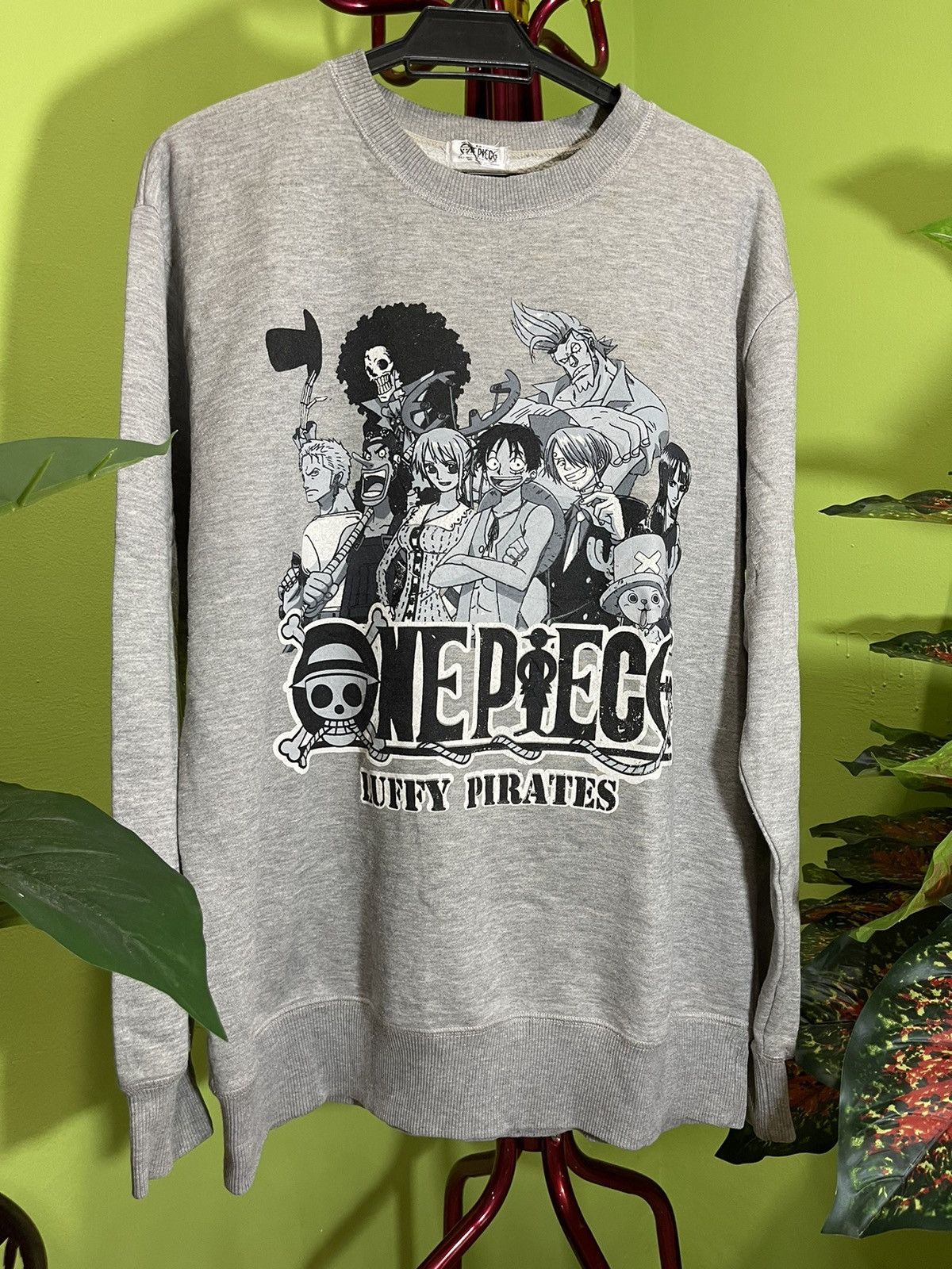 Anime ‼️Last Drop Vintage One Piece Full Character sweatshirt RARE Size US XL / EU 56 / 4 - 1 Thumbnail