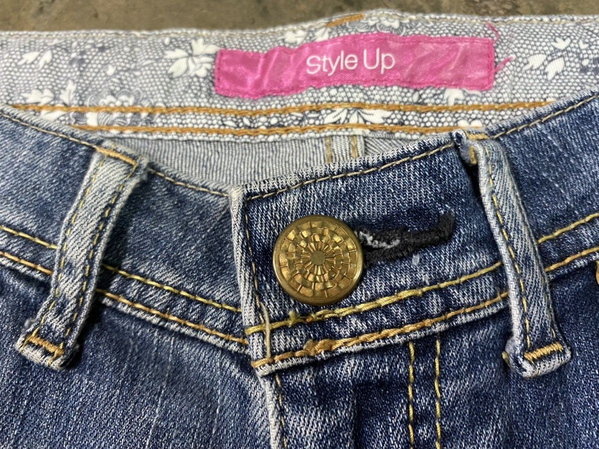 Japanese Brand × Uniqlo Uniqlo Style Up Bootcut Distressed Denim Jeans Size US 28 / EU 44 - 3 Thumbnail