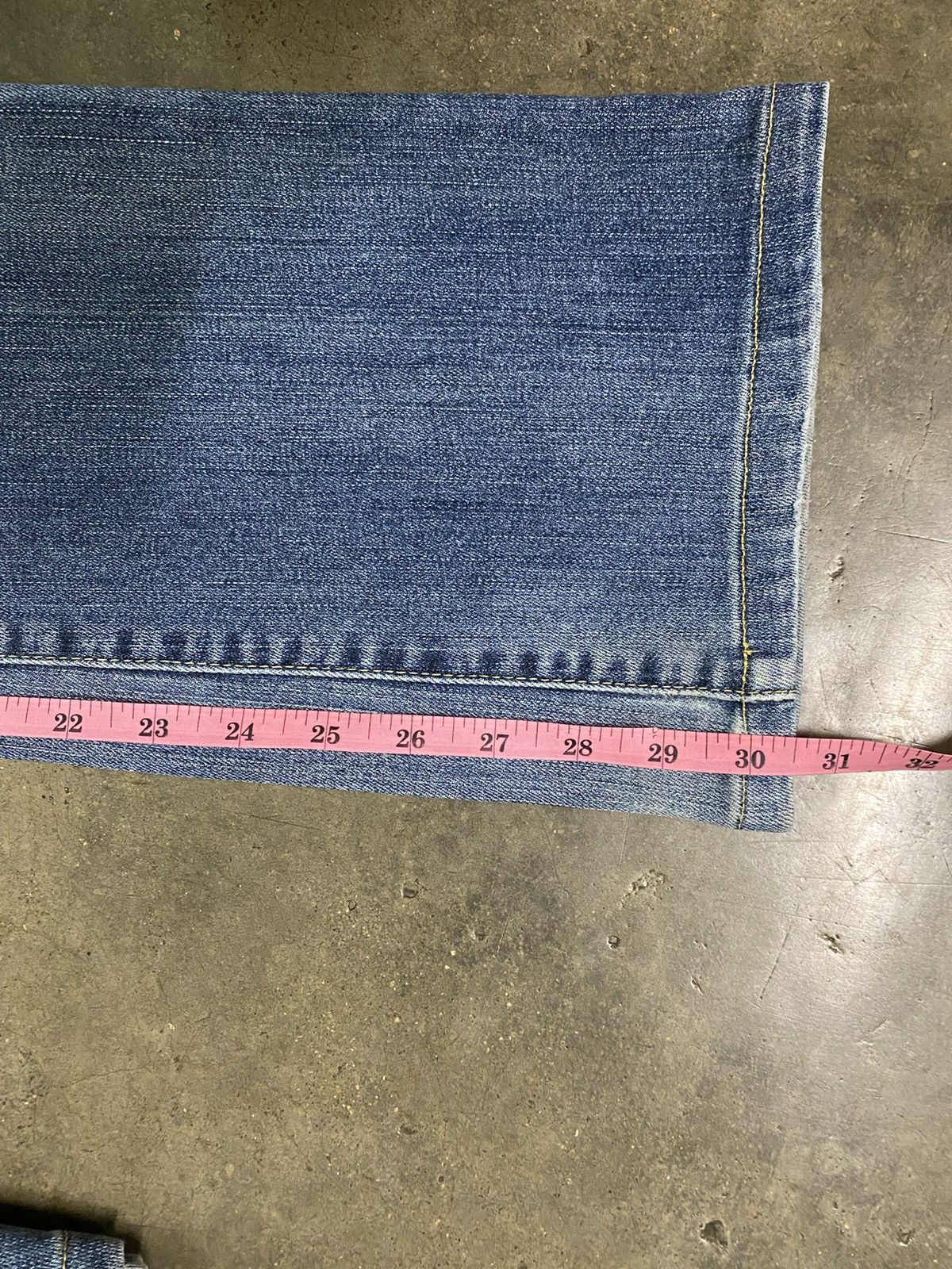 Japanese Brand × Uniqlo Uniqlo Style Up Bootcut Distressed Denim Jeans Size US 28 / EU 44 - 15 Thumbnail