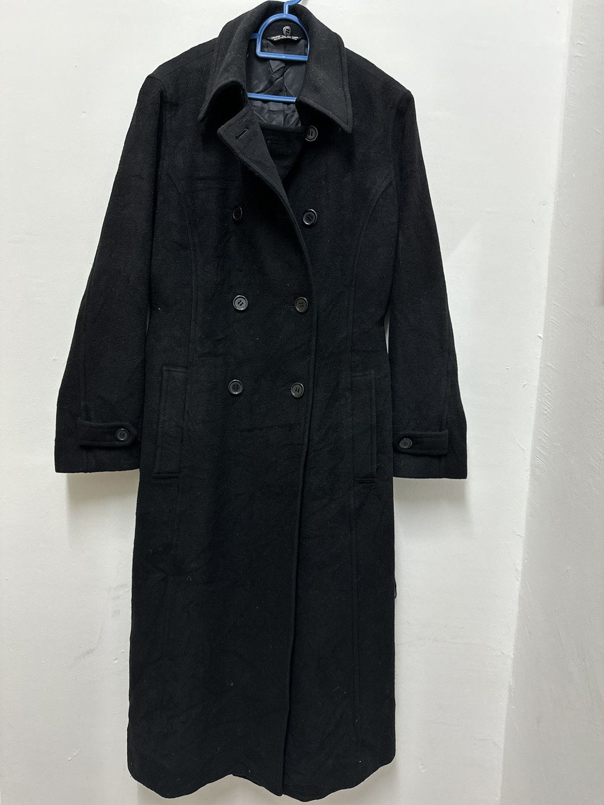 Comme ca du mode projected by five foxs