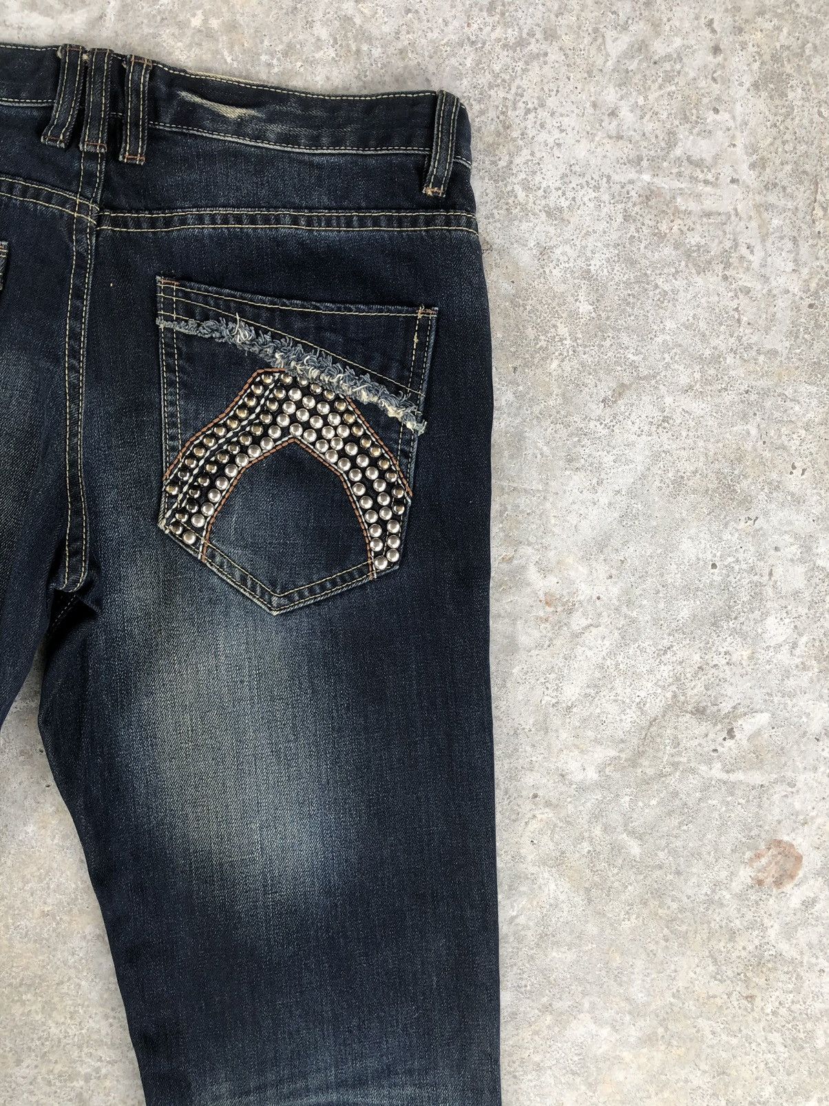 Who Decides War Semantic Design Punk Style Distressed Jeans Size US 33 - 9 Thumbnail
