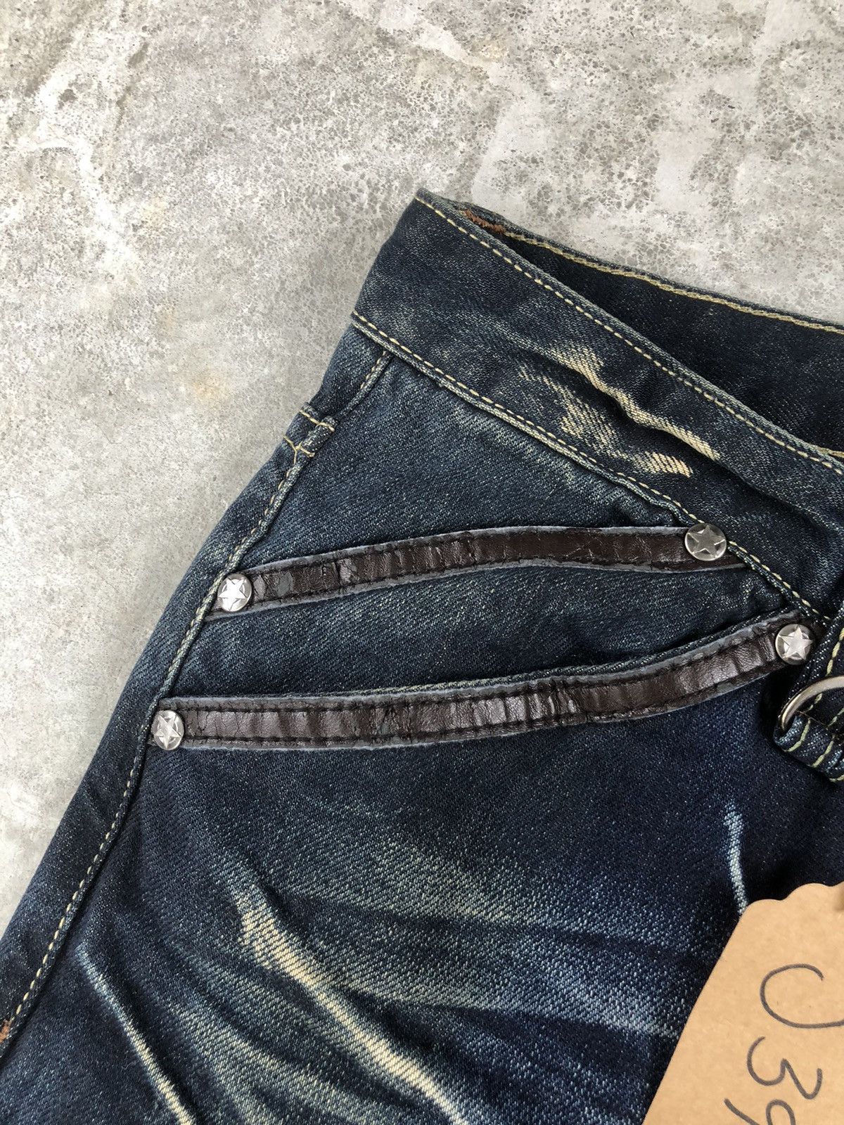 Who Decides War Semantic Design Punk Style Distressed Jeans Size US 33 - 13 Thumbnail
