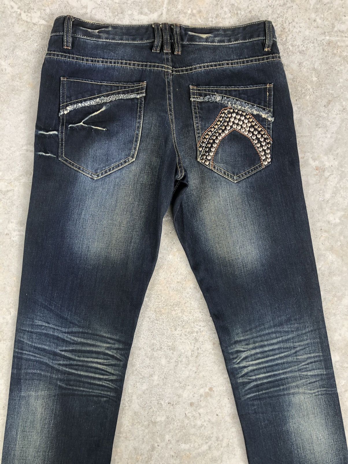 Who Decides War Semantic Design Punk Style Distressed Jeans Size US 33 - 7 Thumbnail