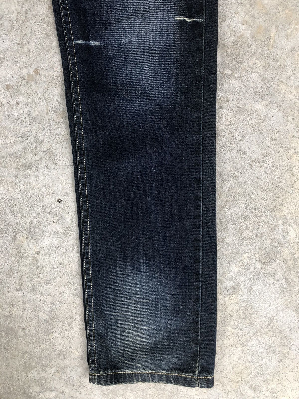 Who Decides War Semantic Design Punk Style Distressed Jeans Size US 33 - 6 Thumbnail